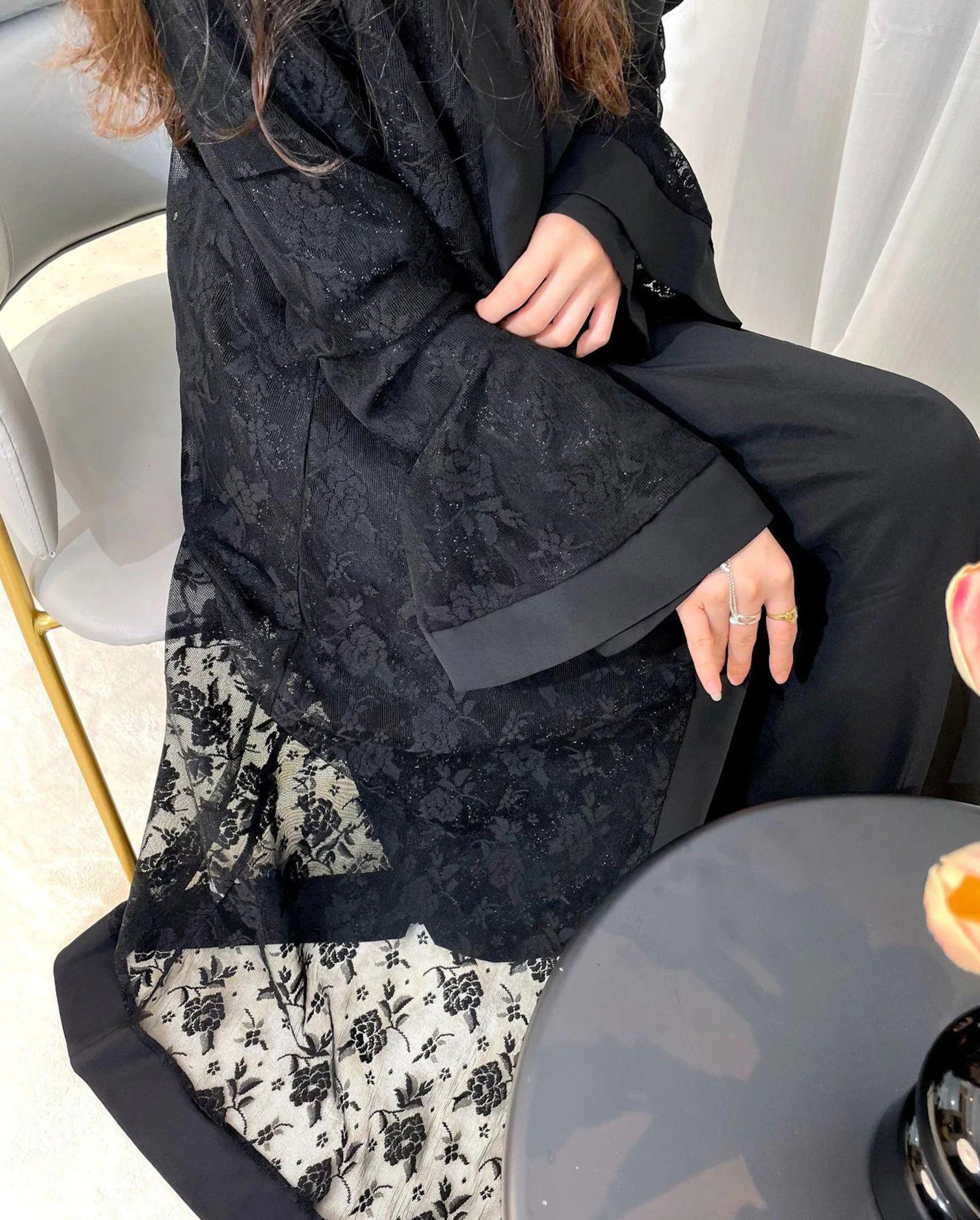 Ensemble 3 pièces Abaya avec robe en dentelle transparente et rose 