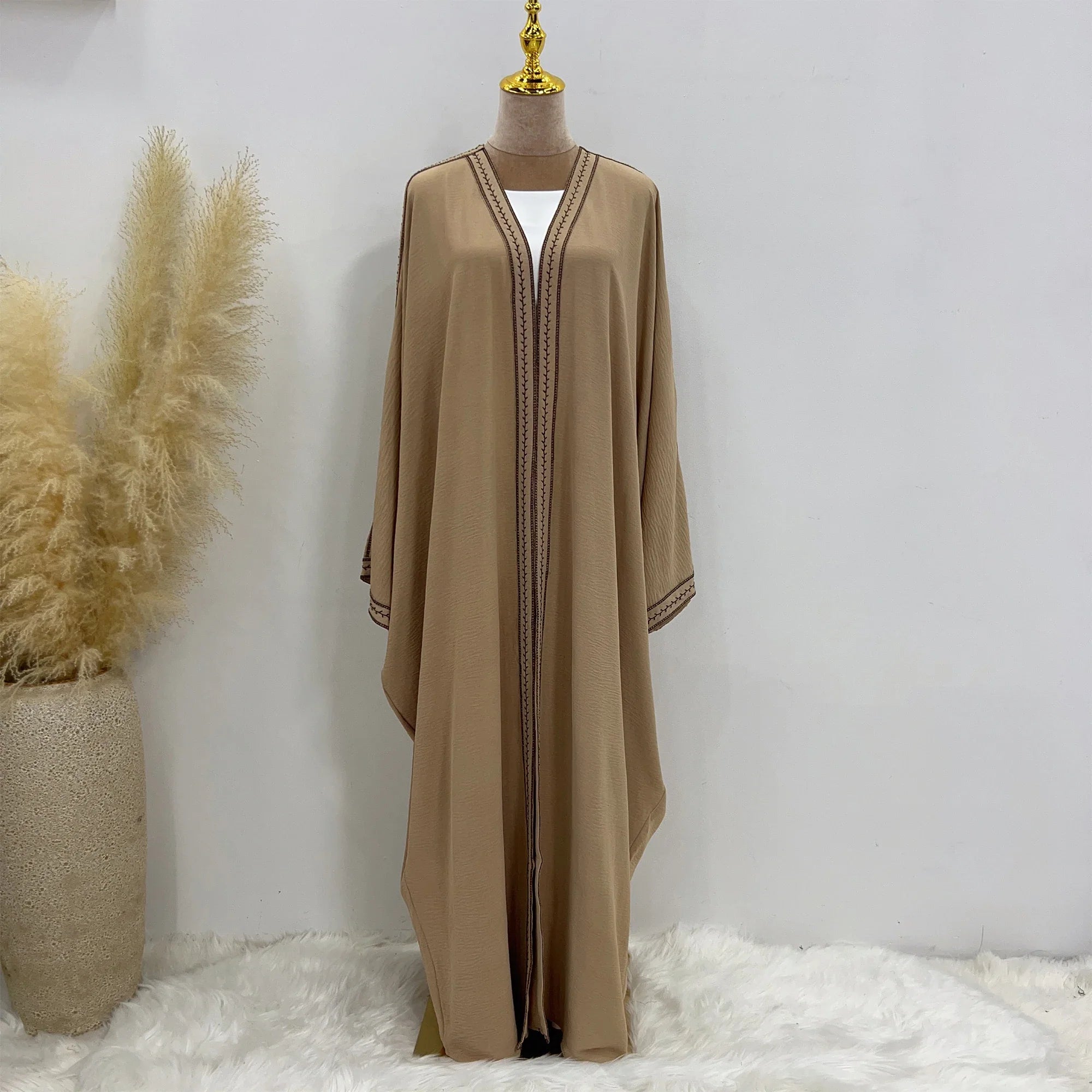 Loriya China Supplier Turkey Abaya Embroidery Dubai Style Women Muslim Dress Open Cardigan Islamic Clothing