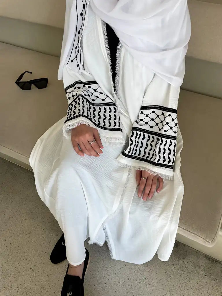 2024 Wrinkle Soft Crepe Embroidery Muslim Kefiyyeh Abaya Ramadan Tassel Dubai Abaya Women Muslim Dress Modest Islamic Clothing