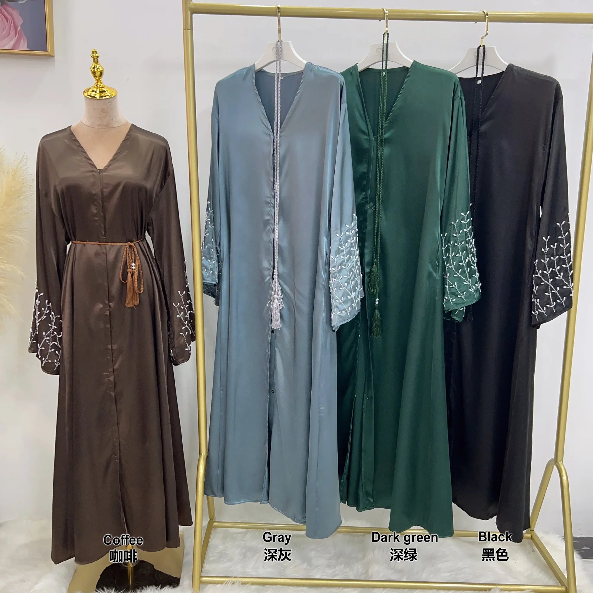 Fabricant Loriya Turquie Modeste Dubaï Abaya Abaya de luxe avec perles faites à la main Robe musulmane pour femmes 