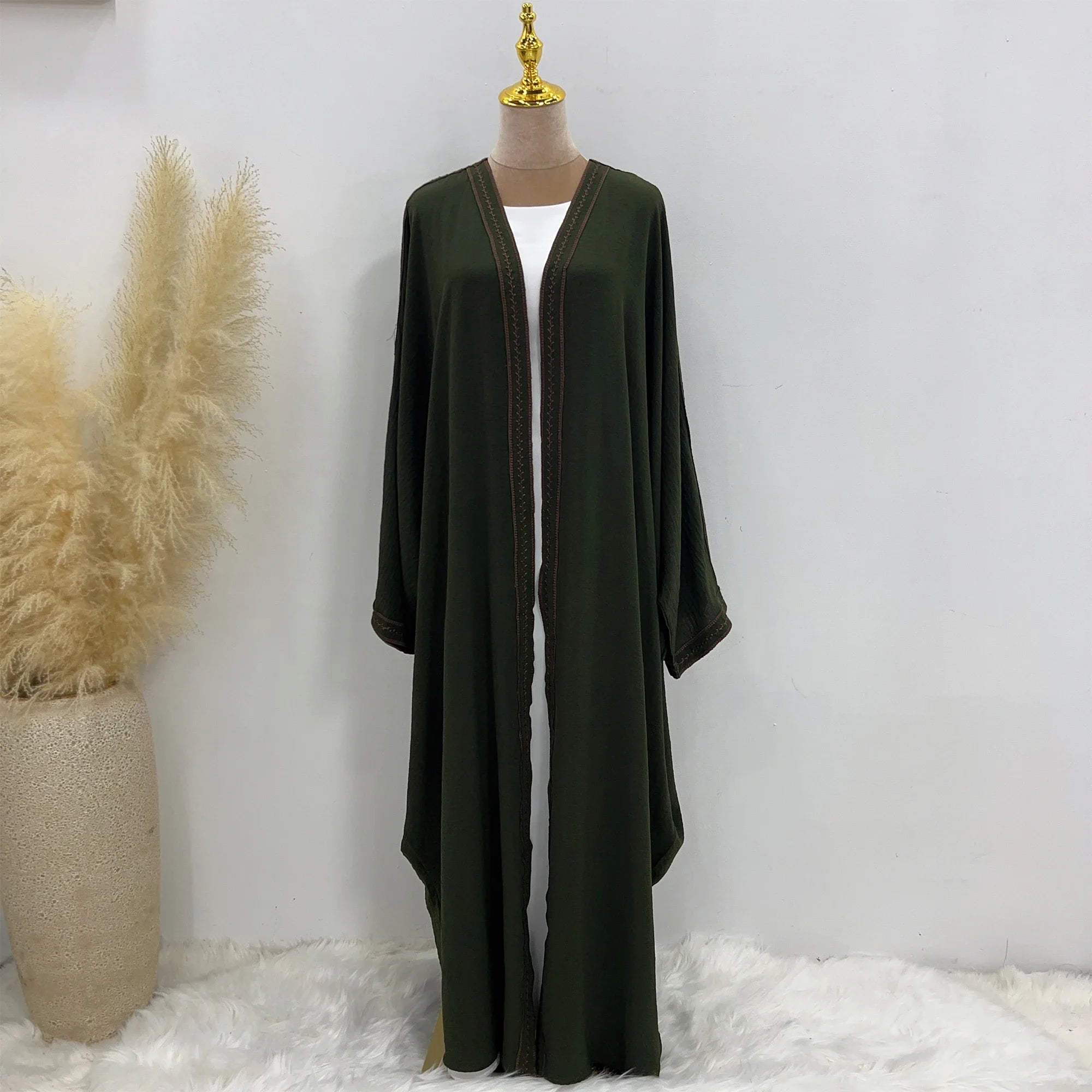 Loriya China Supplier Turkey Abaya Embroidery Dubai Style Women Muslim Dress Open Cardigan Islamic Clothing