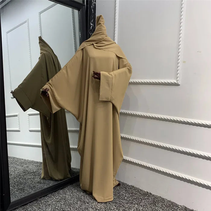 Hot Sale Latest Islamic Clothing Muslim Abaya Solid Colors Batwing Style Kaftan Burka Islamic Dress