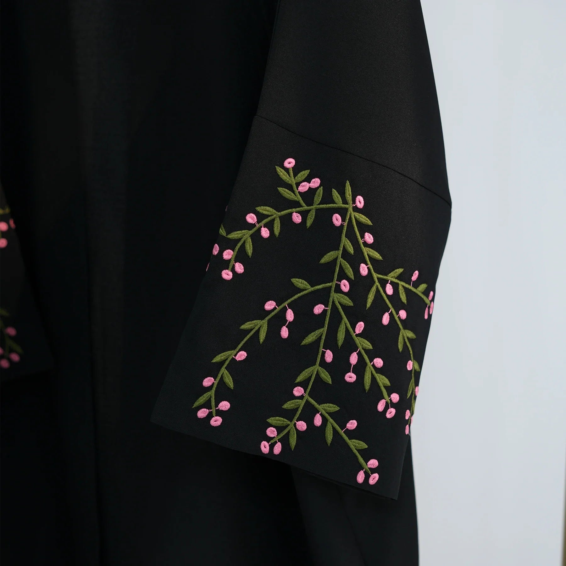 2024 Loriya Fashion Wholesale New EID Linen Abaya Flower Embroidery Kimono Abaya Islamic Clothing Abaya Women Muslim Dress