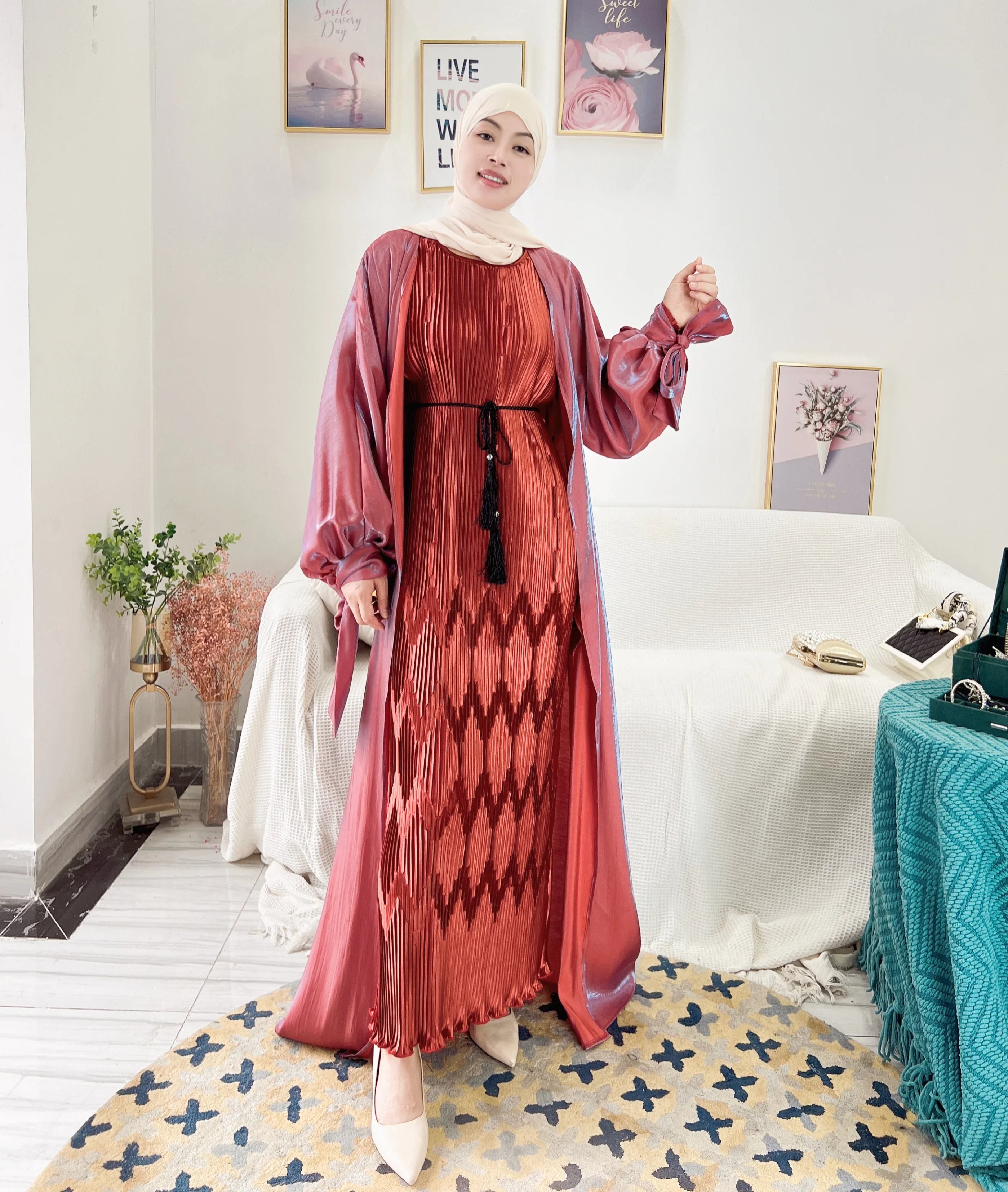 Loriya 2022 hot sale muslim abaya designs shinny polyester cardigan modest abaya dubai women muslim dresses