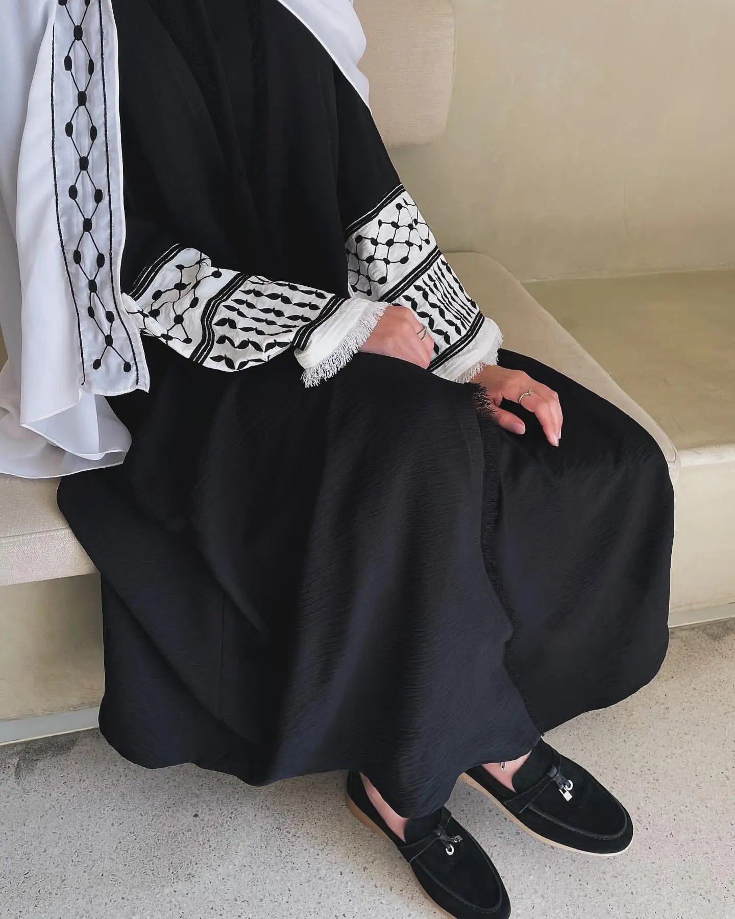 2024 Wrinkle Soft Crepe Embroidery Muslim Kefiyyeh Abaya Ramadan Tassel Dubai Abaya Women Muslim Dress Modest Islamic Clothing