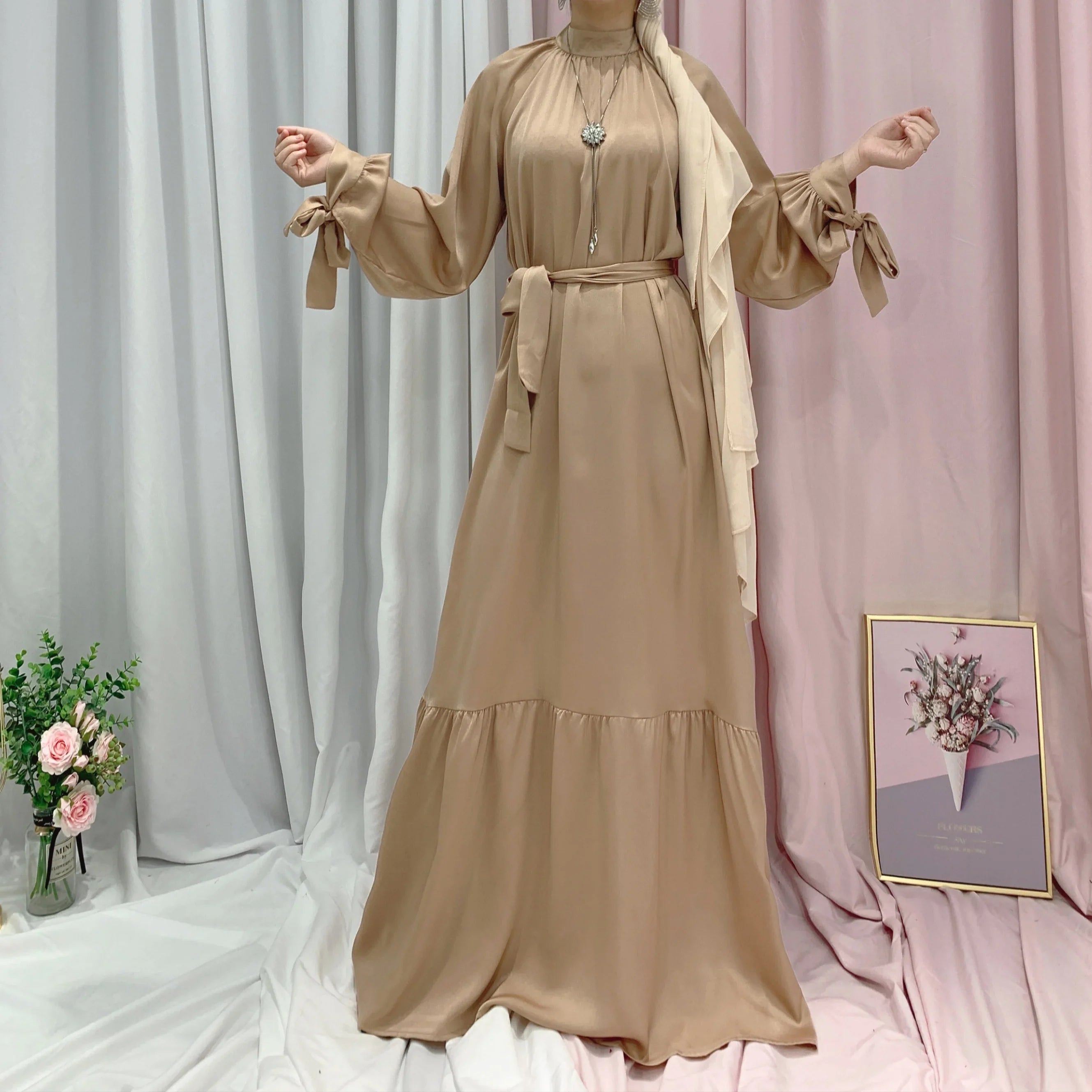 Wholesale Muslim Women Stylish Islamic Clothing Satin Abaya Maxi Dress For Ramadan