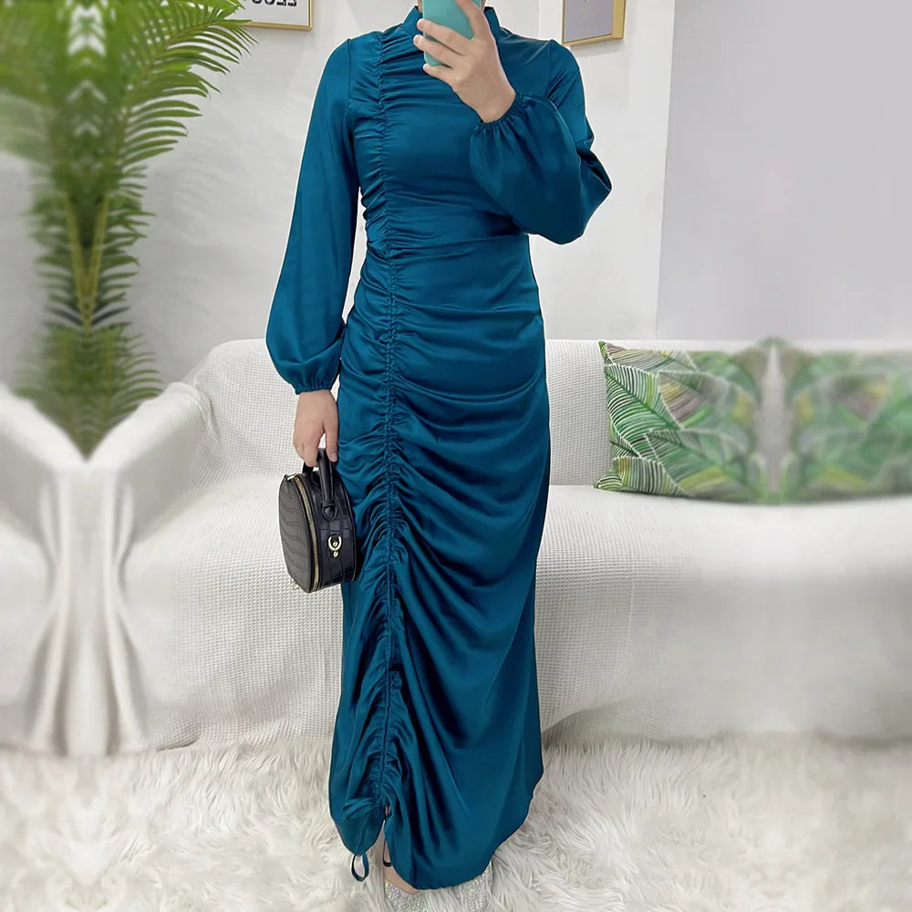 Loriya 2023 Nouveau Design Vêtements Islamiques Satin Dames Abaya Modeste Dubaï Abaya Femmes Robe Musulmane 