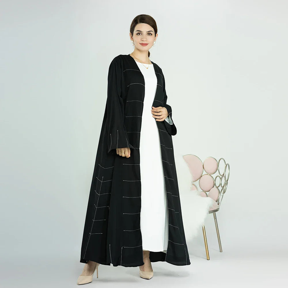 2023 Loriya Ladies black abaya Dubai modest soft abaya for girls islamic clothing wholesale pearl pine attachement abaya design