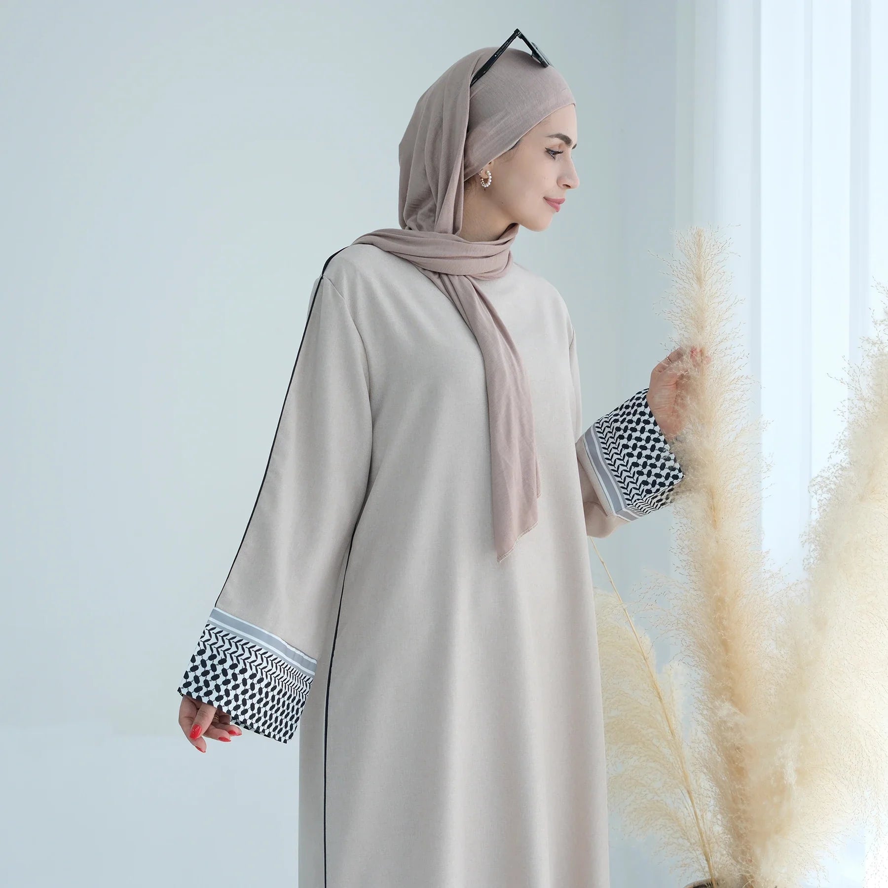 Loriya Dernières Panestine Kefiyyeh Abaya Ramadan Eid Fermé Abaya Dubaï Femmes Musulmanes Robe Modeste Vêtements Islamiques 