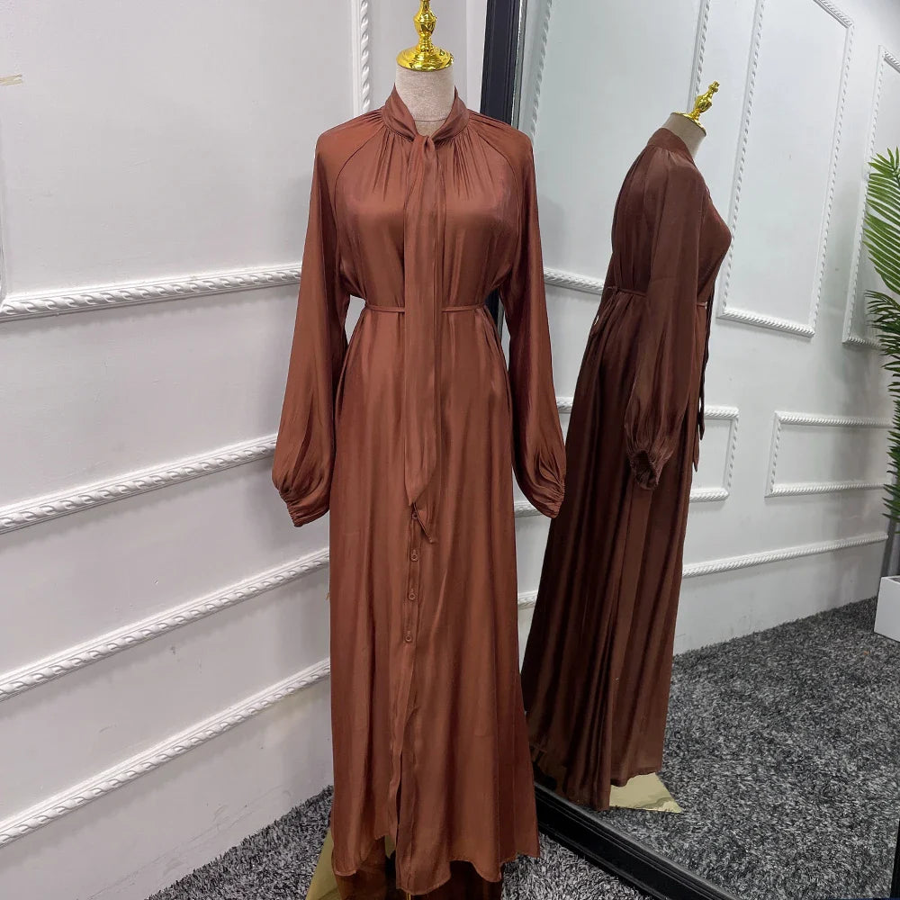 Robe Abaya élégante et brillante pour femmes musulmanes avec boutons sur le devant Robe cardigan Abaya 