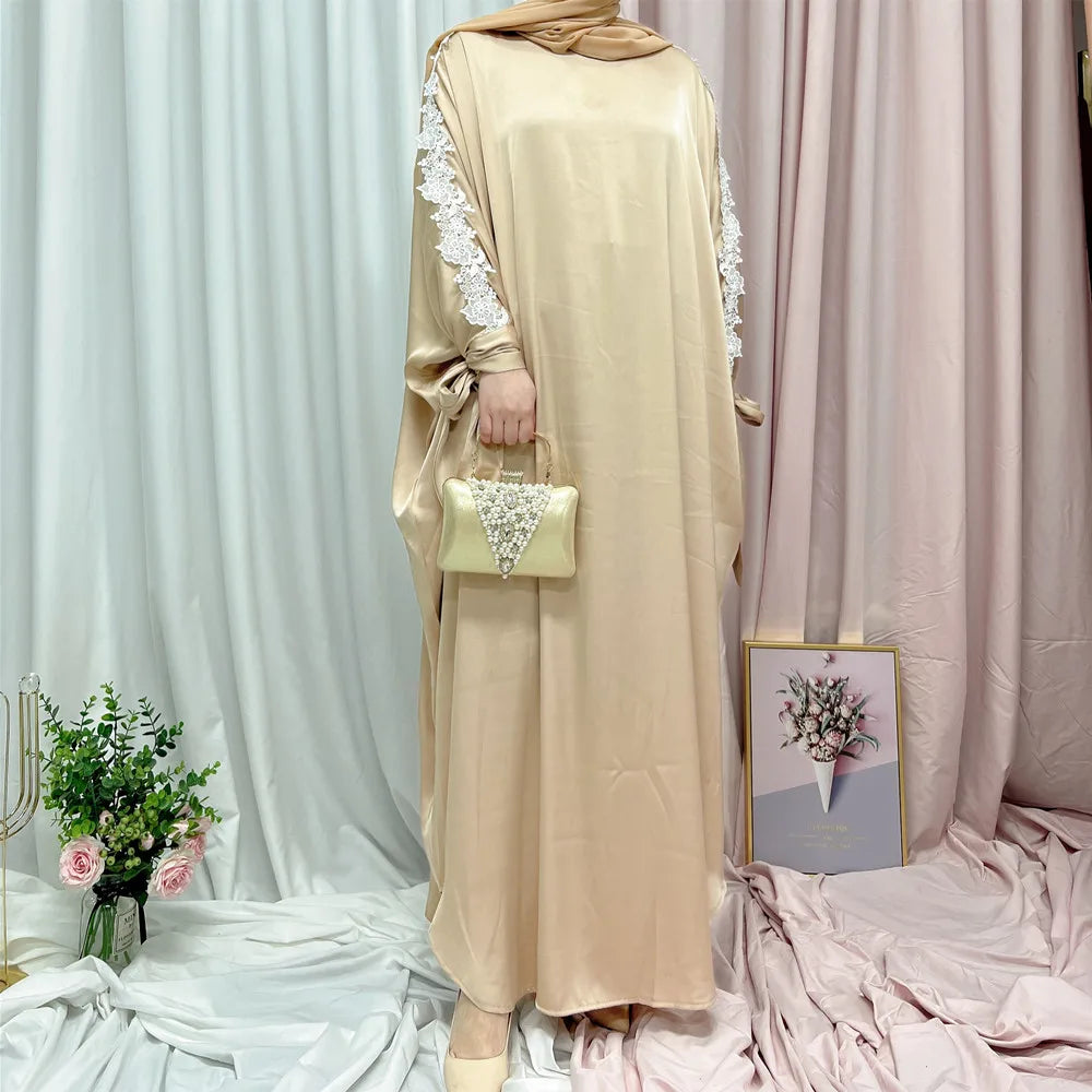 2022 Fashionable Islamic Clothing with Embroidery Decoration on the Sleeve Part Elegant Abaya Dress