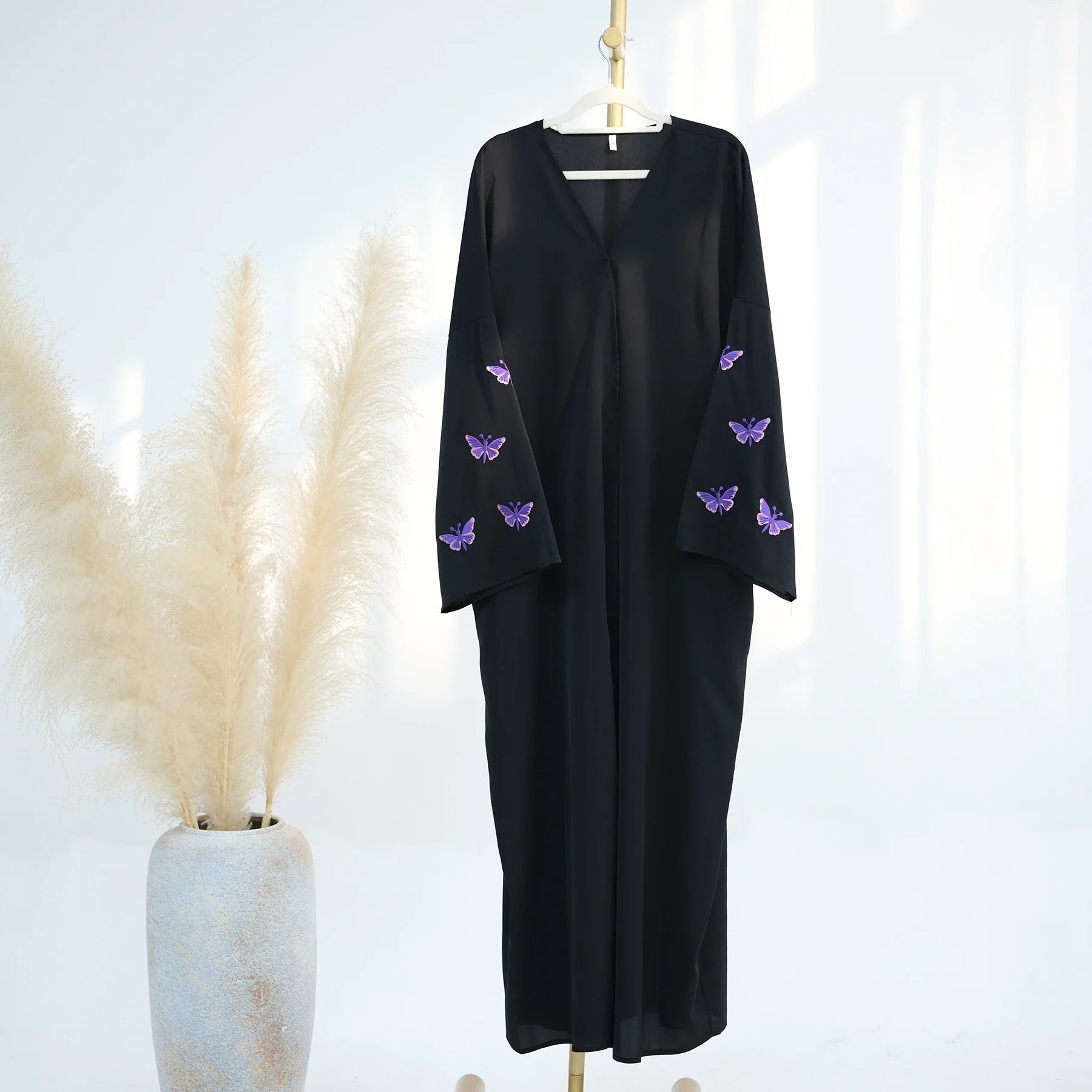 2024 Loriya Latest Islamic Clothing Nida Black Abaya Dubai Designs Abaya Women Muslim Dress Cardigan with Butterfly Decoration