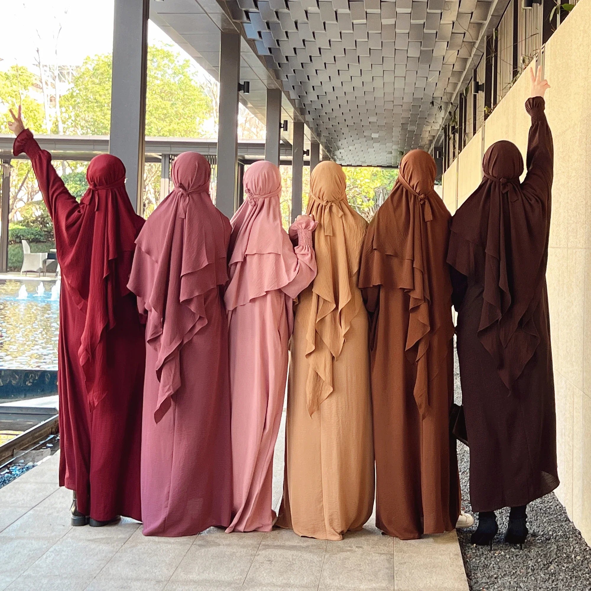 Loriya Fashion Vêtements islamiques 2023 EID Prayer Abaya Set Robes modestes et deux couches Khimar Turquie Dubaï Abaya Robe musulmane 