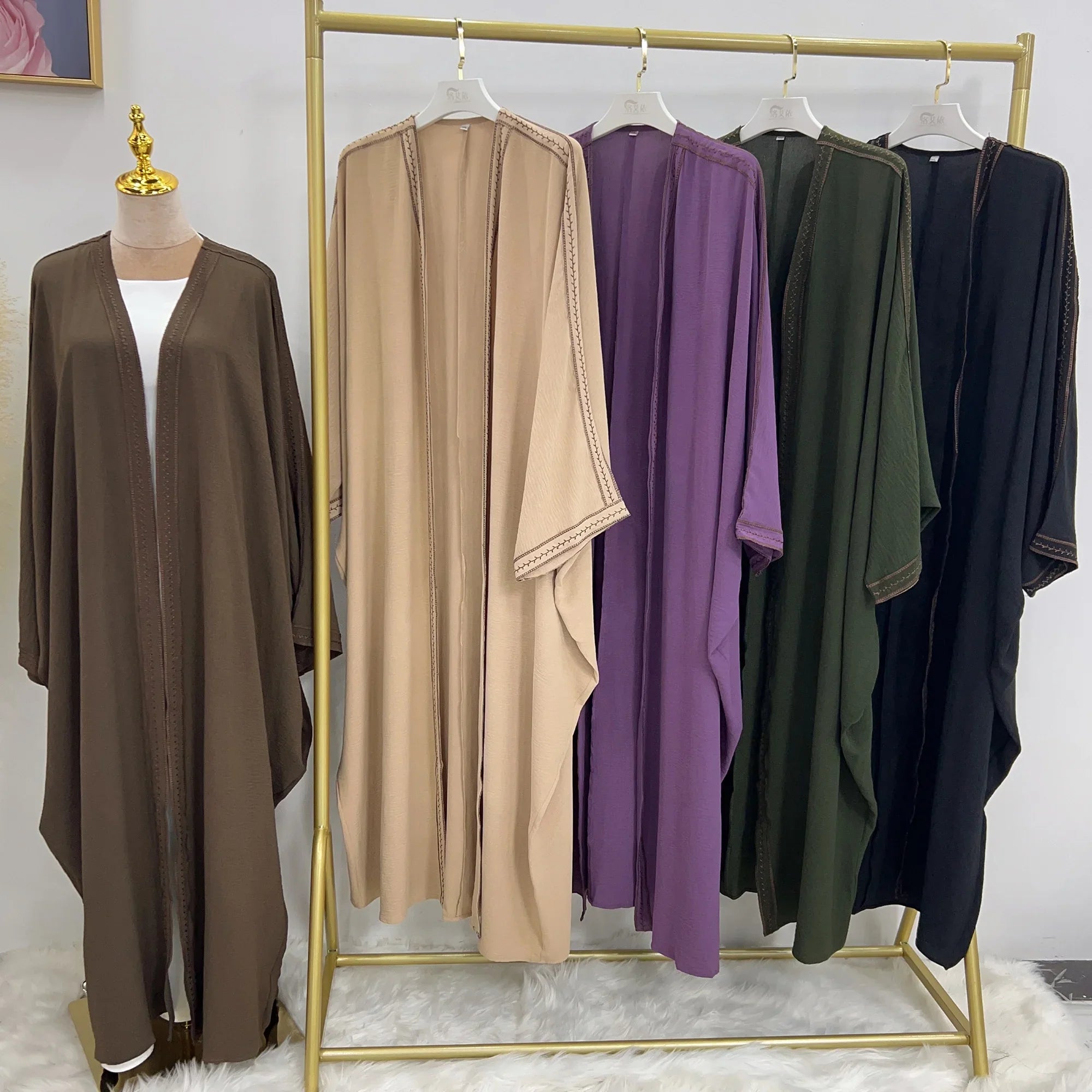 Loriya Chine Fournisseur Turquie Abaya Broderie Dubaï Style Femmes Robe Musulmane Cardigan Ouvert Vêtements Islamiques 