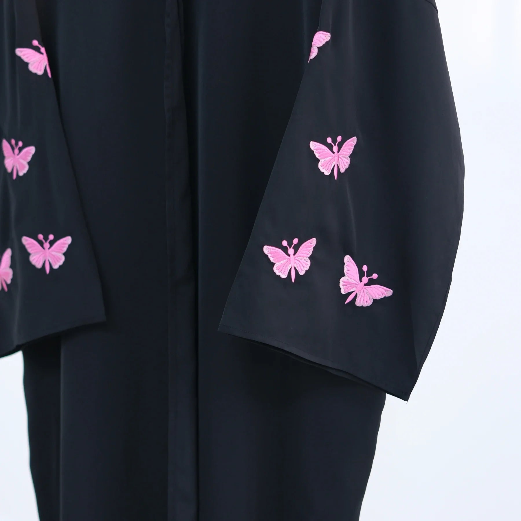 2024 Loriya Latest Islamic Clothing Nida Black Abaya Dubai Designs Abaya Women Muslim Dress Cardigan with Butterfly Decoration