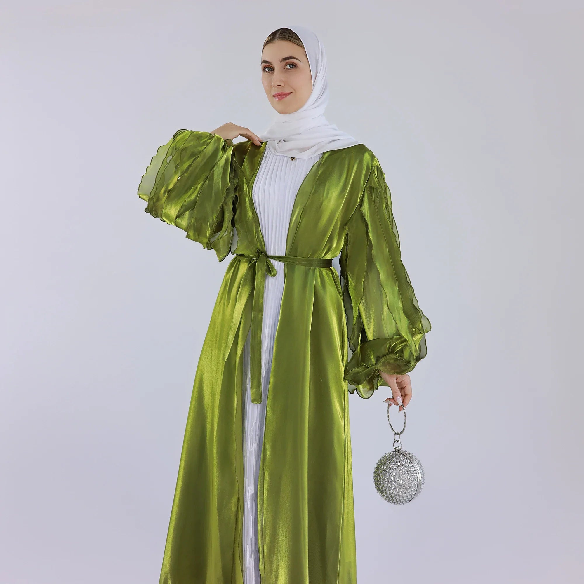 Loriya Fashion Vêtements islamiques uniques Organza Cardigan Kaftan Dubaï Abaya Robe avec manches élégantes Modeste Abaya 