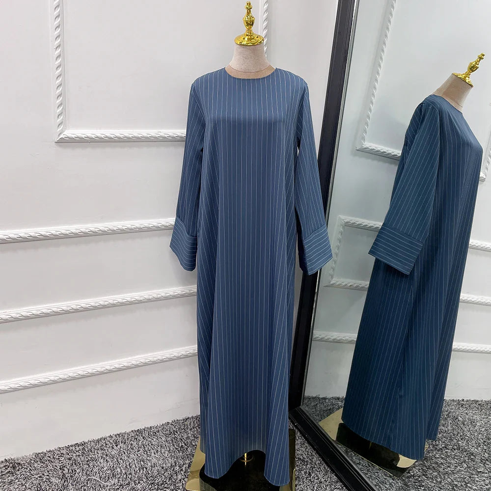 Loriya 2023 Vente chaude Vêtements islamiques Modeste Abaya Turquie Robe modeste pour femmes musulmanes 