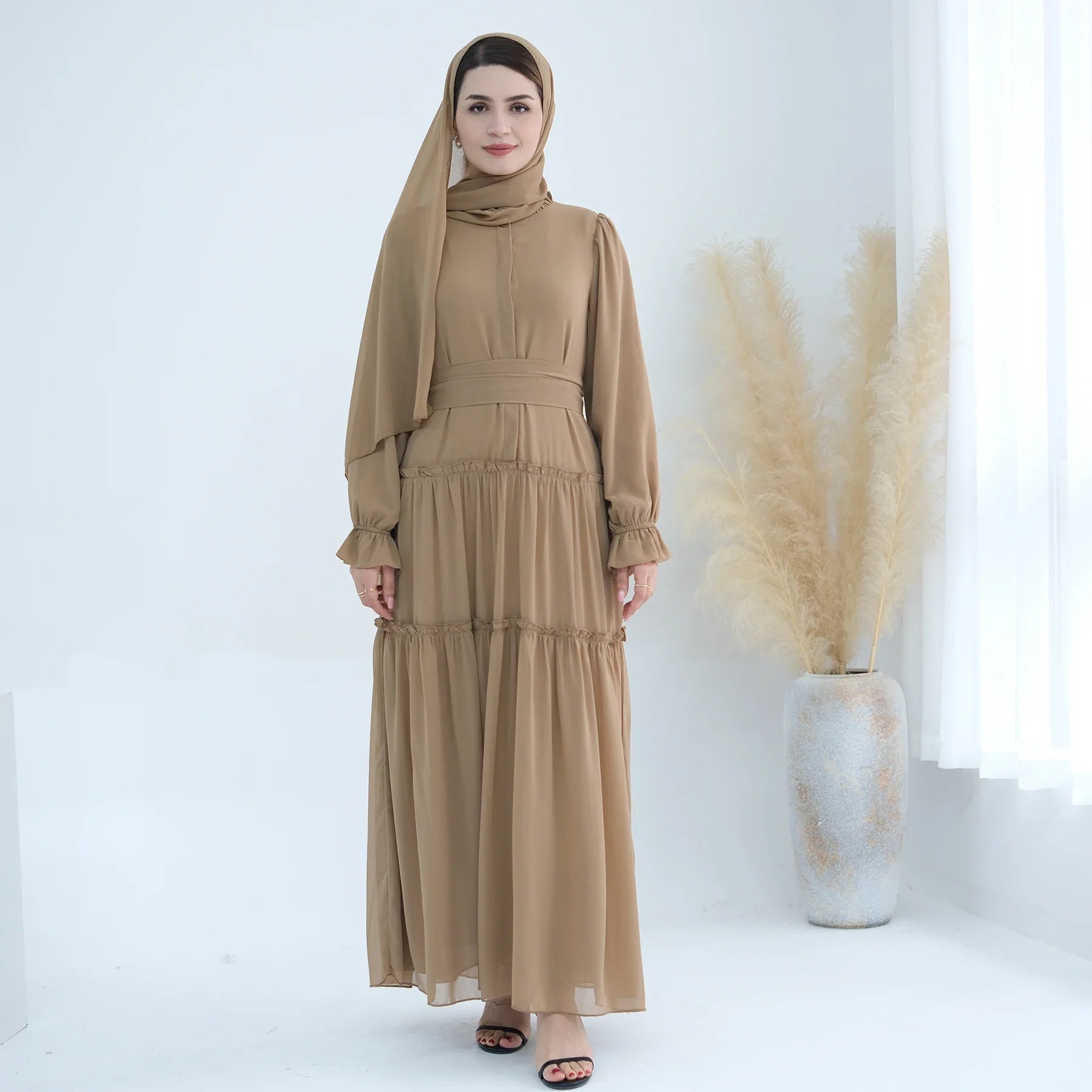 Loriya Wholesale 2024  Solid Color Layered Chiffon Women's Dresses with  Lining Abaya Women Muslim Dress Matching Hijab