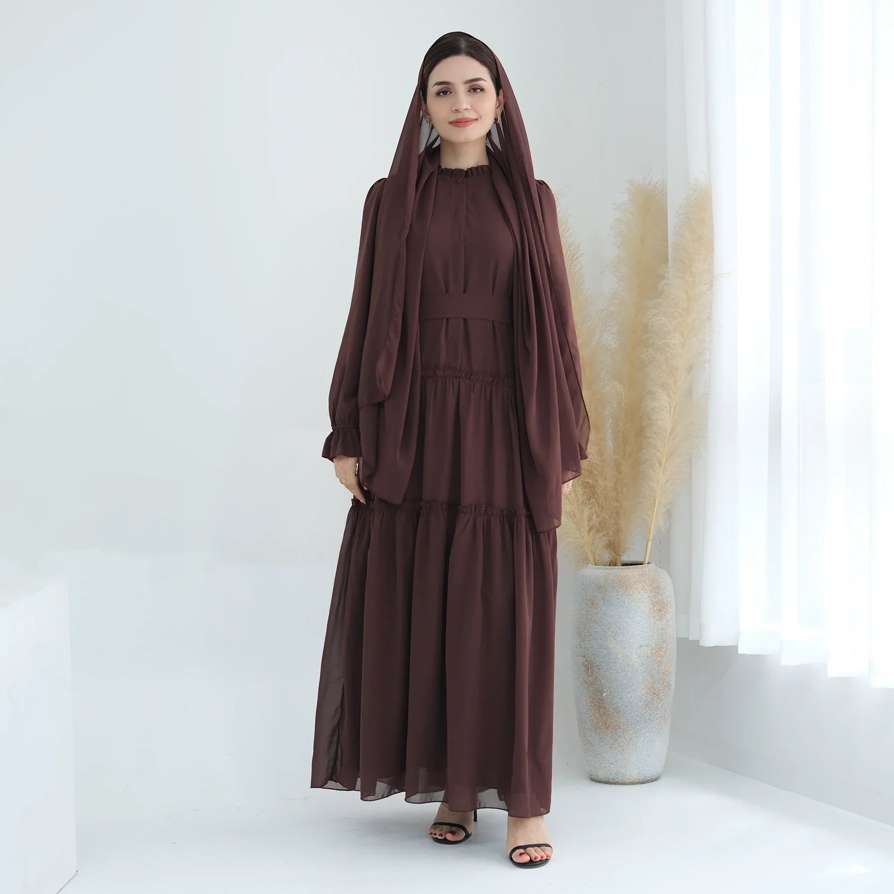 Loriya Wholesale 2024  Solid Color Layered Chiffon Women's Dresses with  Lining Abaya Women Muslim Dress Matching Hijab