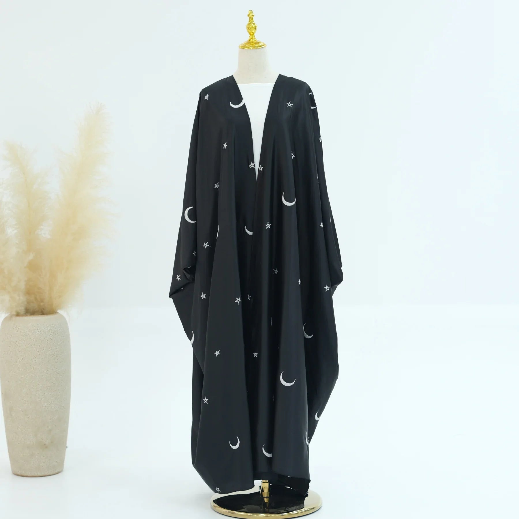 Loriya Abaya 2024 Vêtements islamiques Satin ouvert Abaya Cardigan broderie lunes et étoiles Dubaï Abaya femmes robe musulmane 