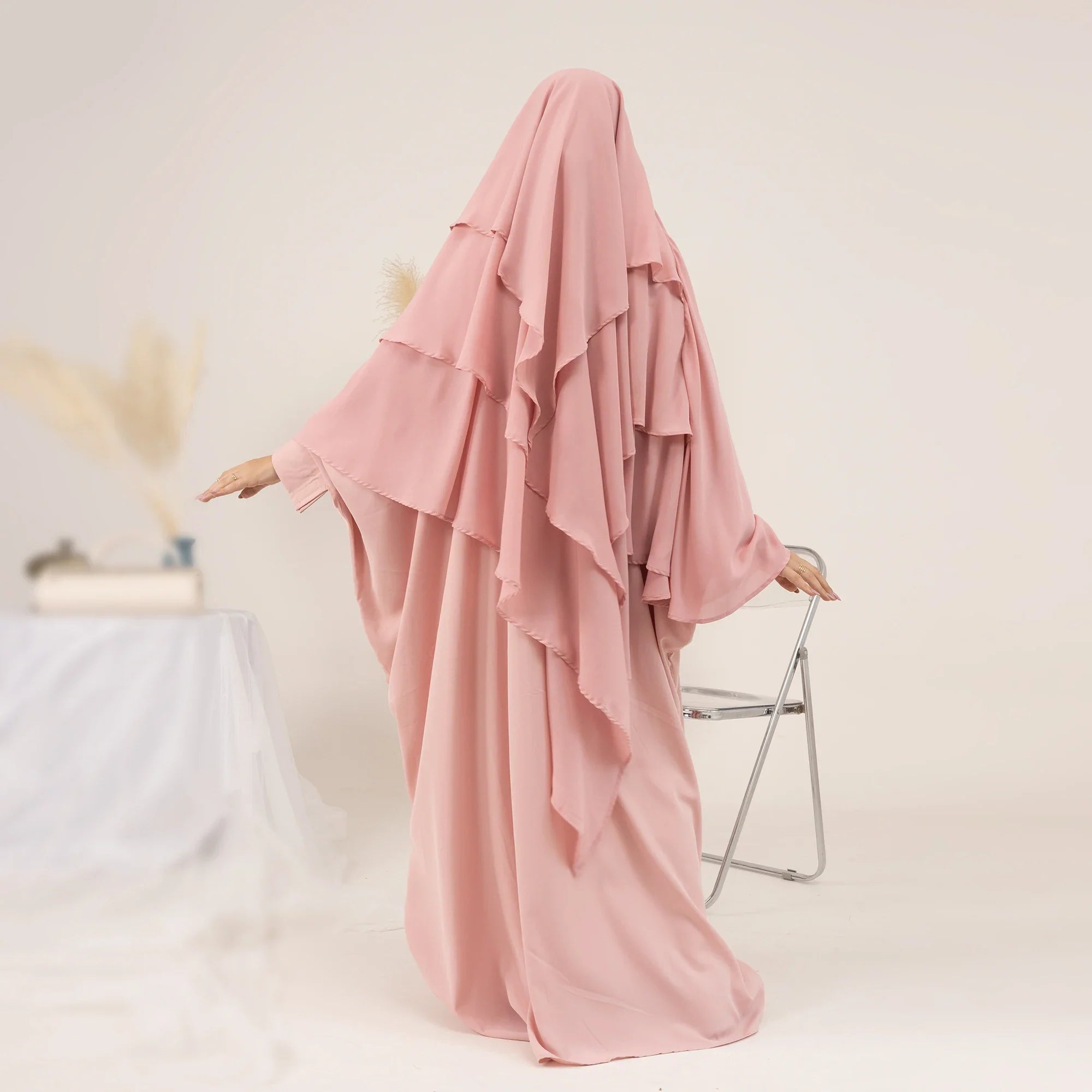 Loriya Wholesale Eid Plus Size Islamic Clothing Muslim Women Jilbab Prayer Butterfly Sleeve Abaya Dress and 3 Layers Khimar