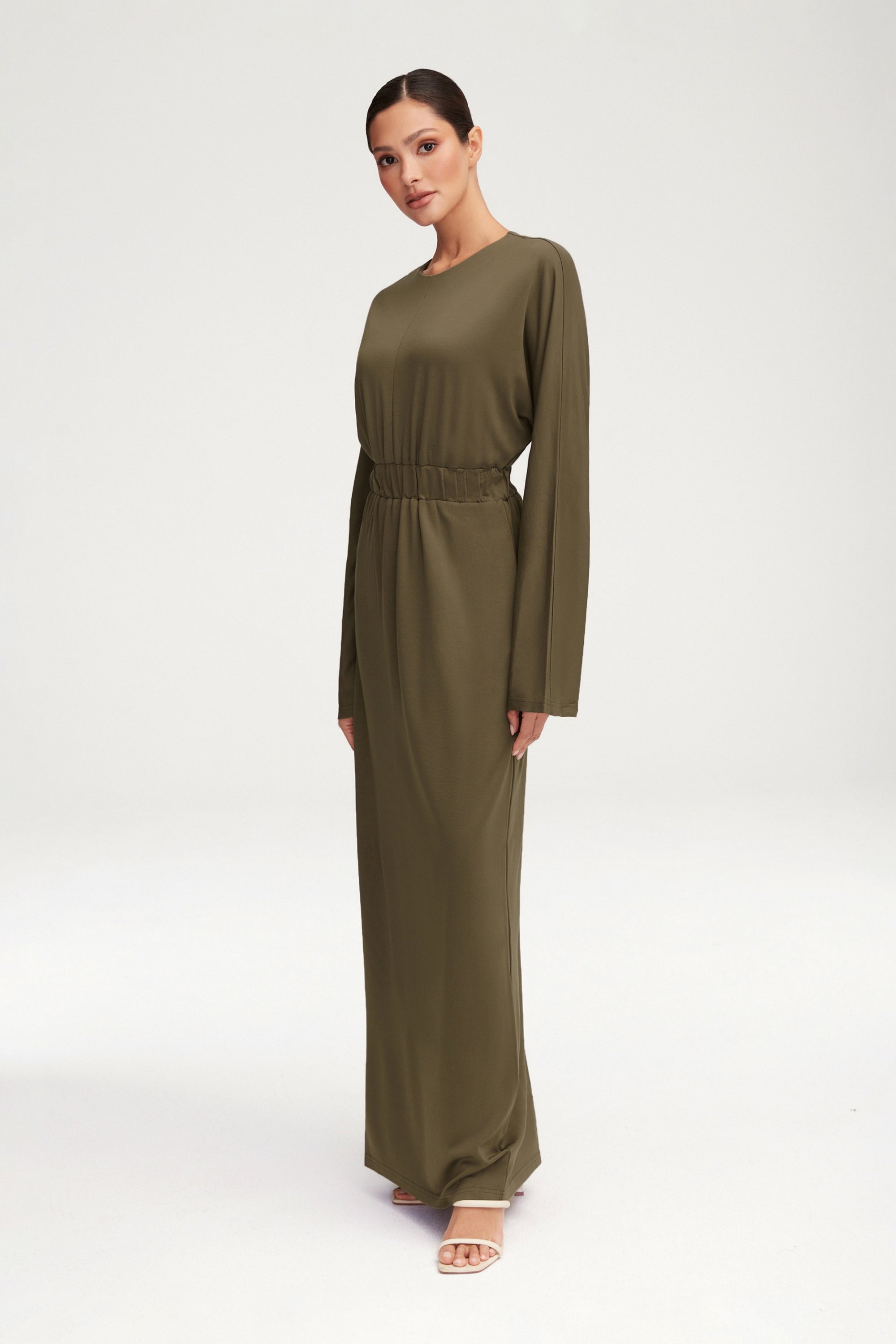 Adelynn Jersey Batwing Maxi Dress - Khaki Green Clothing Veiled 