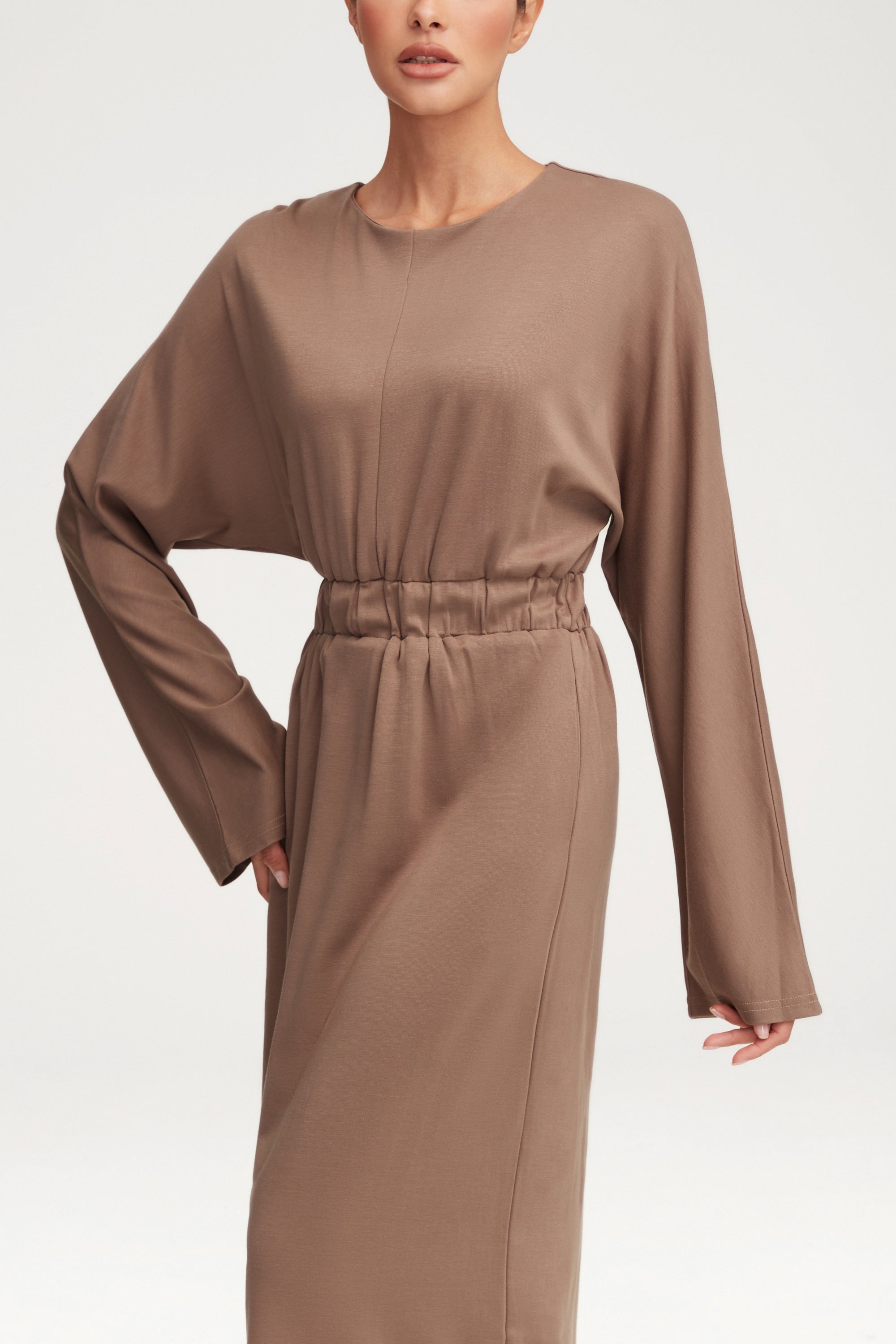 Adelynn Jersey Batwing Maxi Dress - Taupe Clothing Veiled 