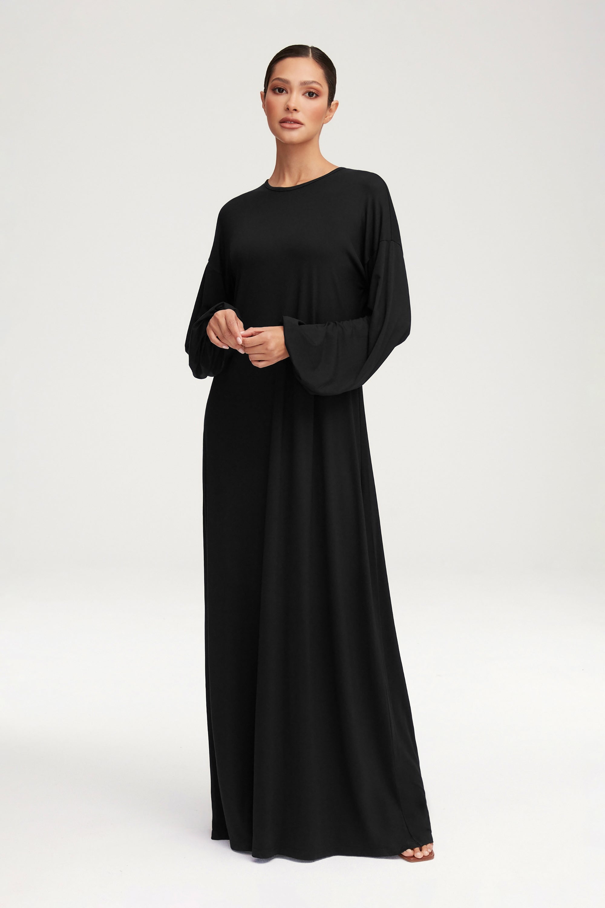 Afiyah Jersey Maxi Dress - Black Clothing Veiled 