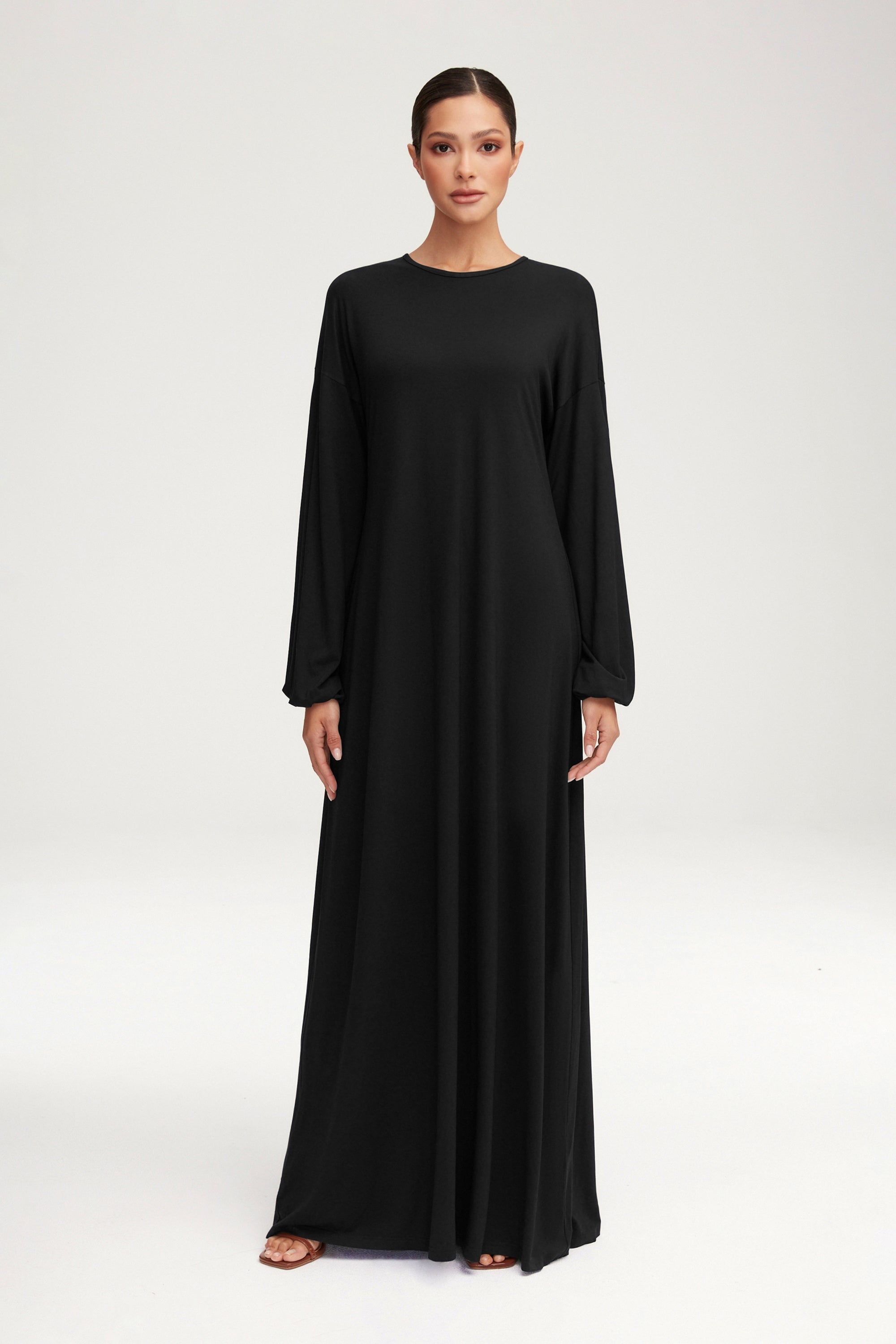 Afiyah Jersey Maxi Dress - Black Clothing Veiled 