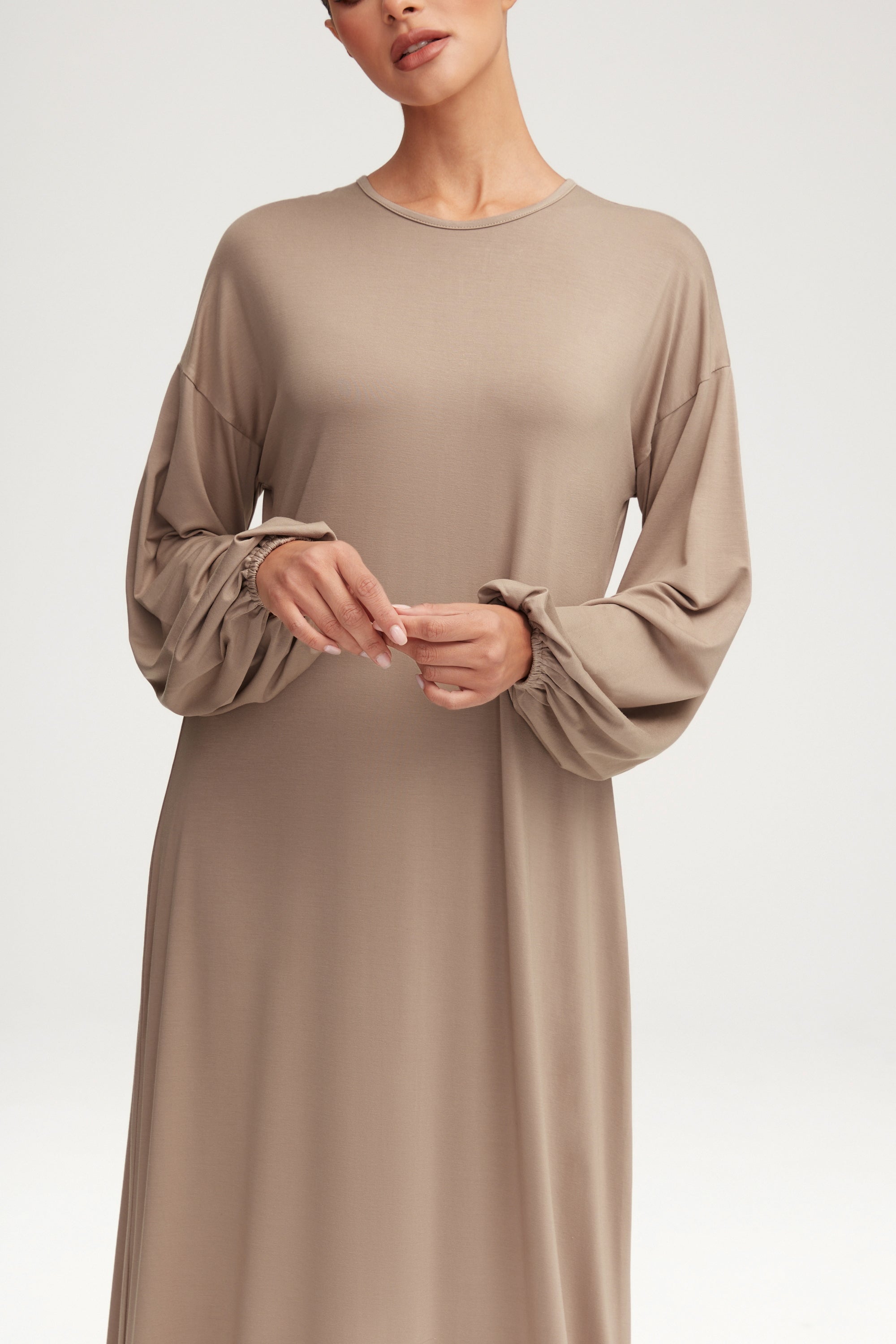 Afiyah Jersey Maxi Dress - Taupe Clothing Veiled 