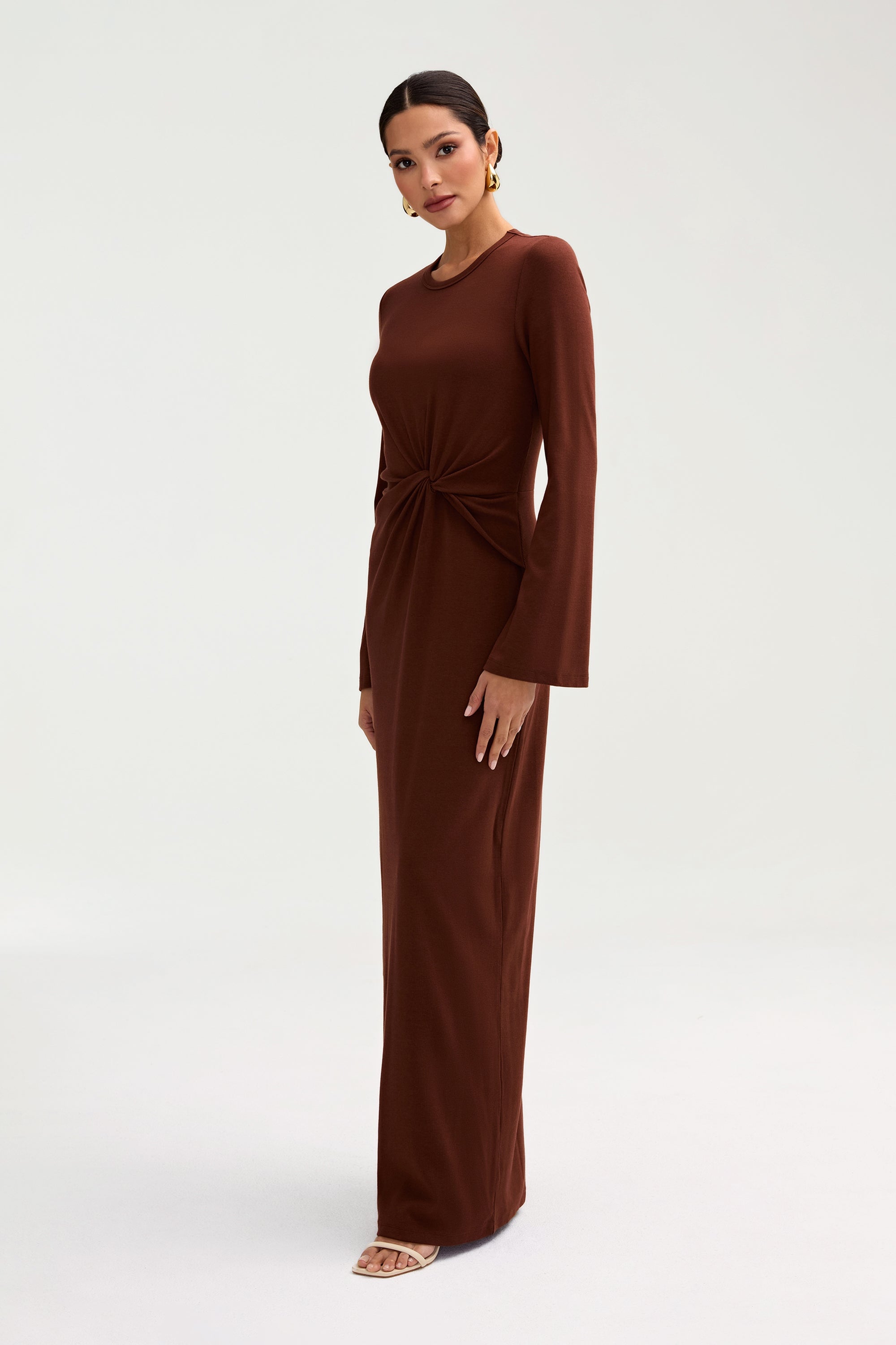 Aissia Ribbed Twist Front Maxi Dress - Chocolate Clothing Veiled 