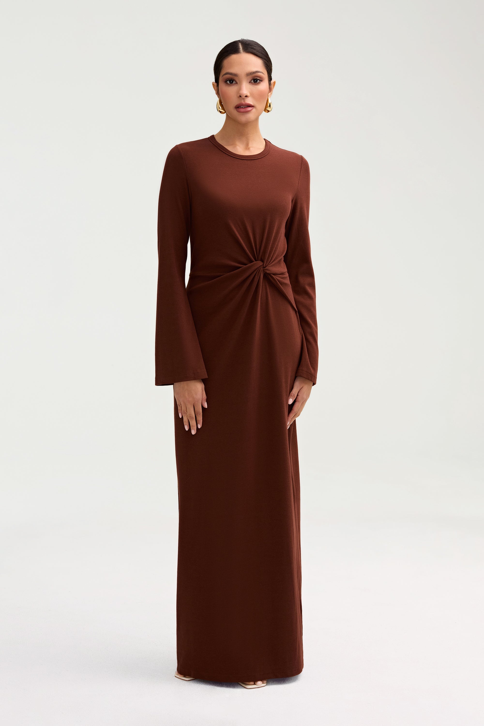 Aissia Ribbed Twist Front Maxi Dress - Chocolate Clothing Veiled 