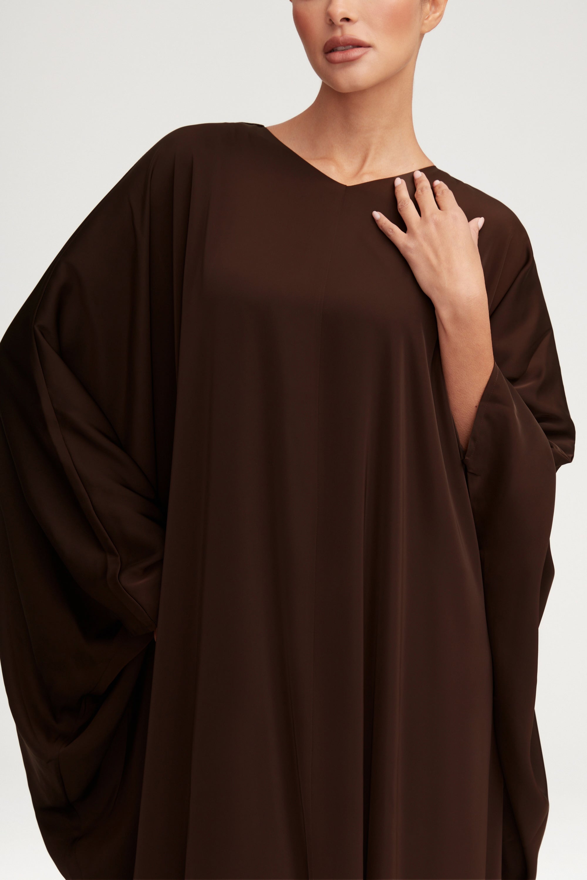 Anisa Satin Kaftan - Espresso Clothing Veiled 