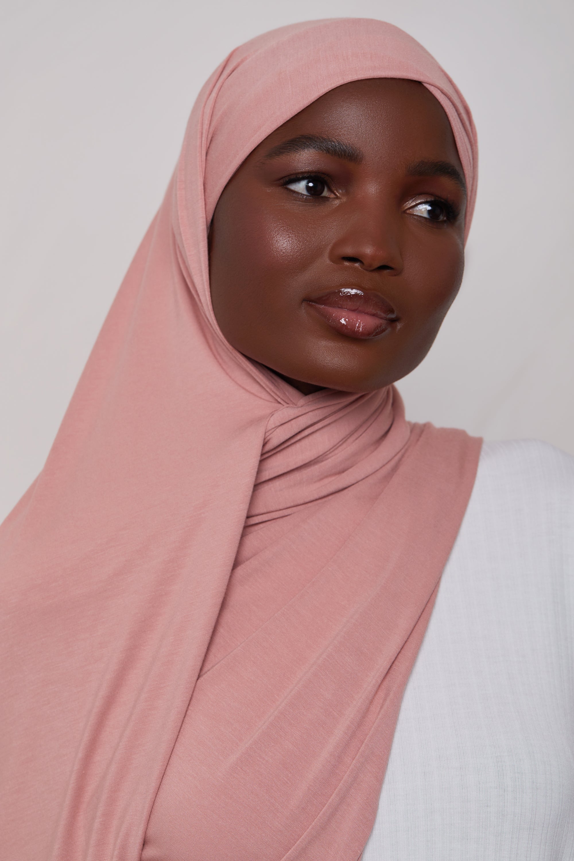 Bamboo Jersey Hijab - Cameo Brown Veiled 