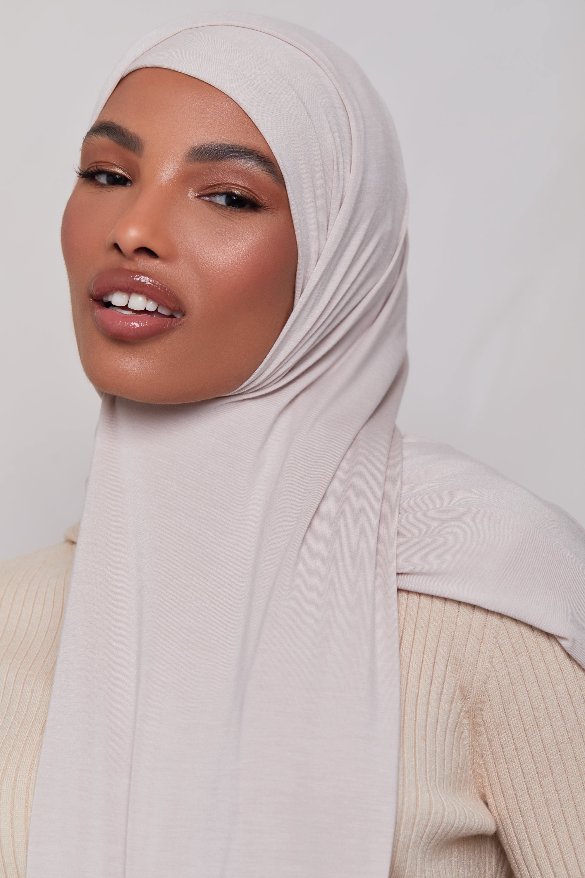 Bamboo Jersey Hijab - Sand Veiled 