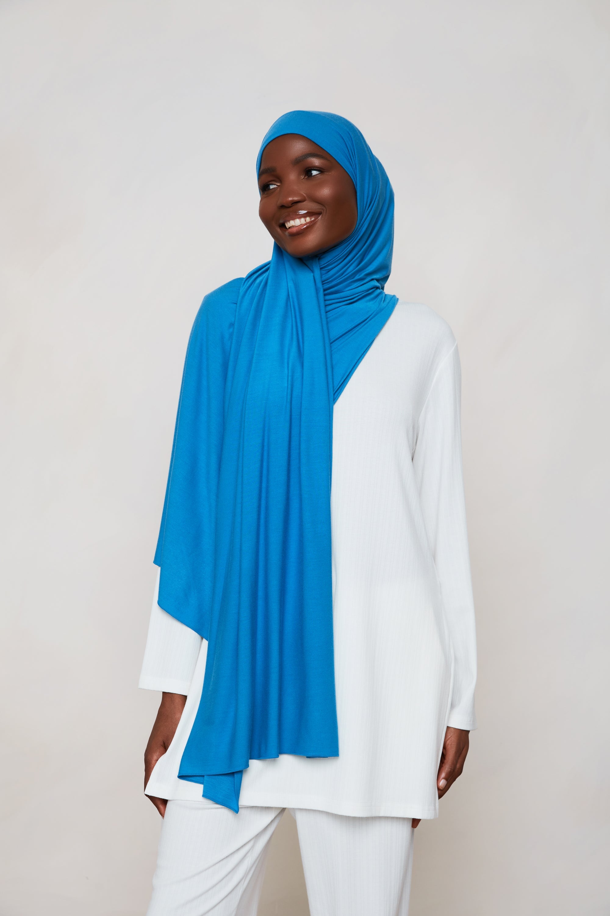 Bamboo Jersey Hijab - Sea of Belize Veiled 