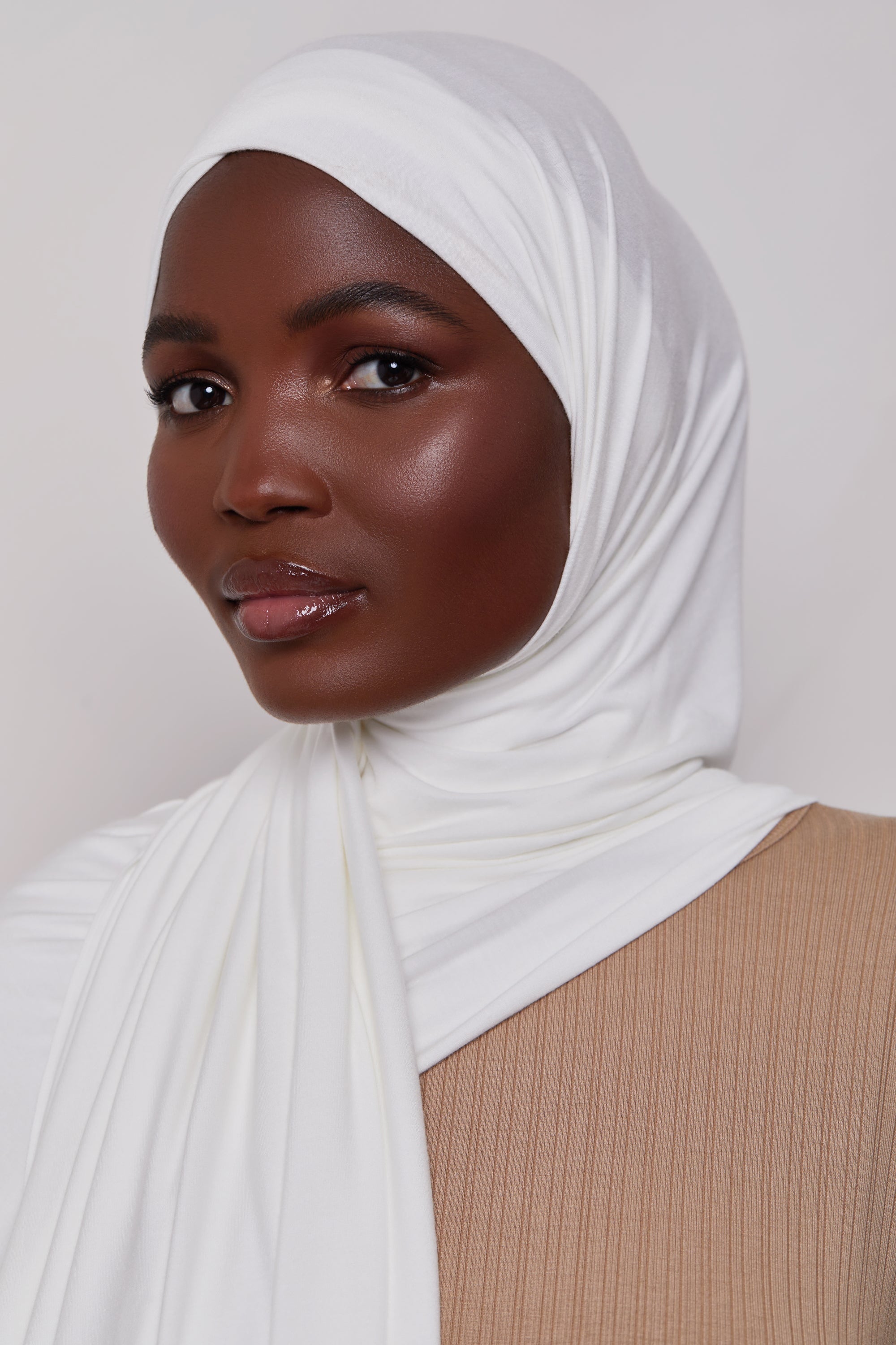 Bamboo Jersey Hijab - White Veiled 