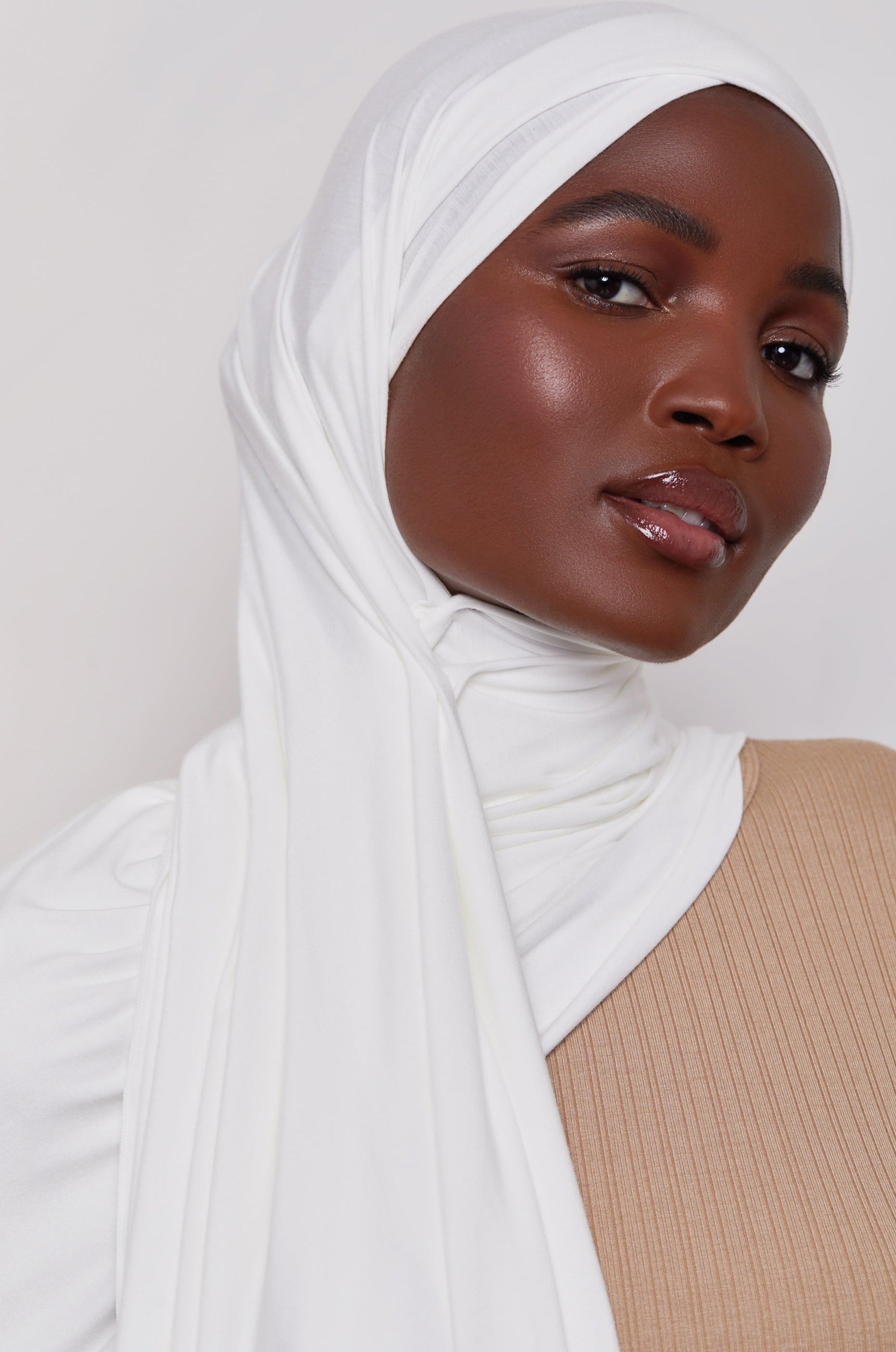 Bamboo Jersey Hijab - White Veiled 