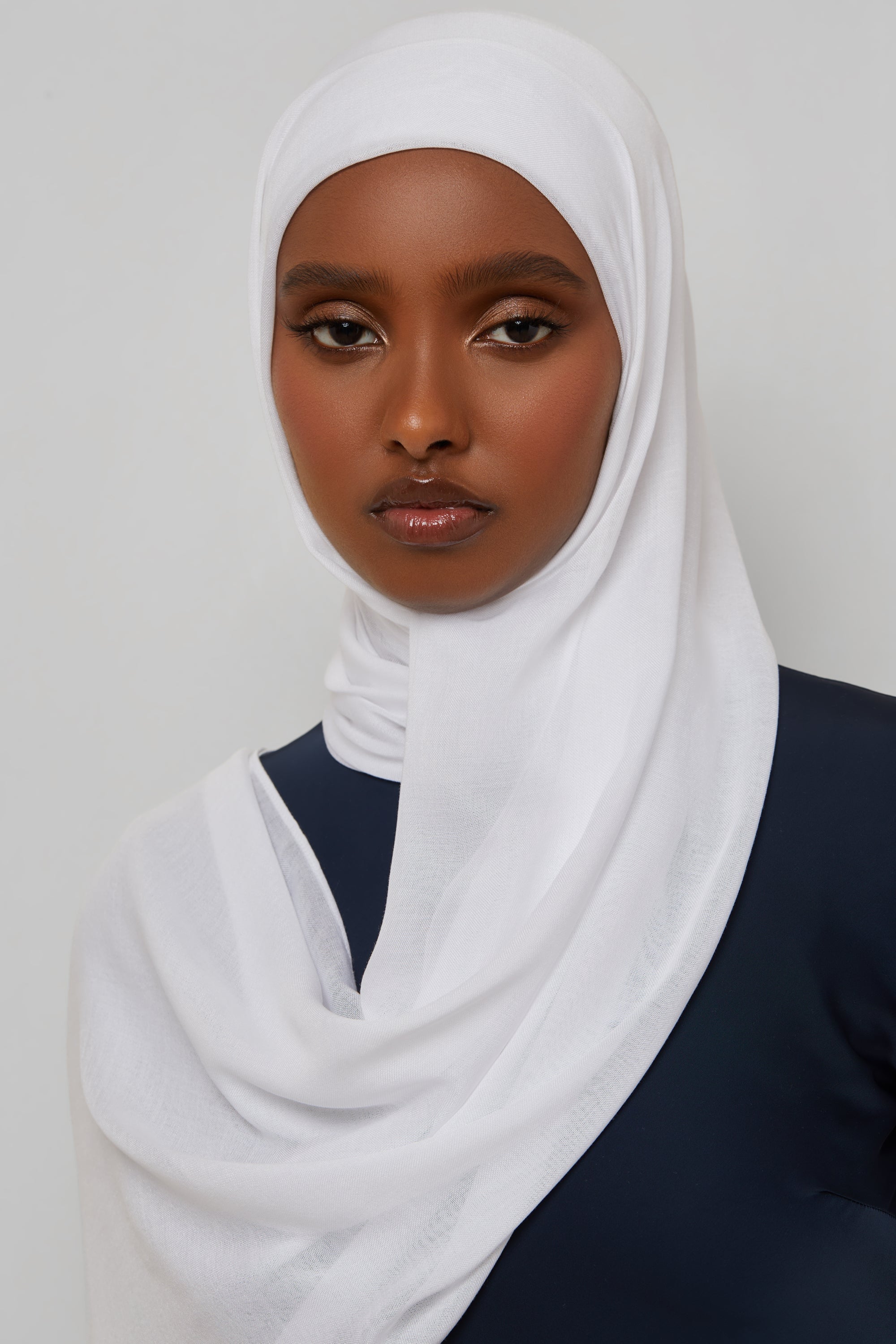 Bamboo Woven Hijab - White Veiled 