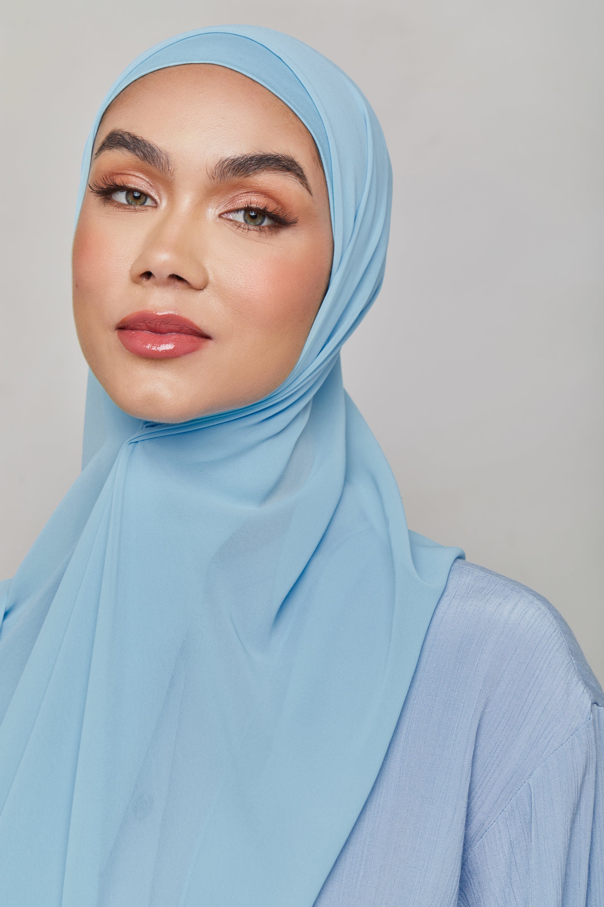 Chiffon LITE Hijab - Clear Sky Veiled 