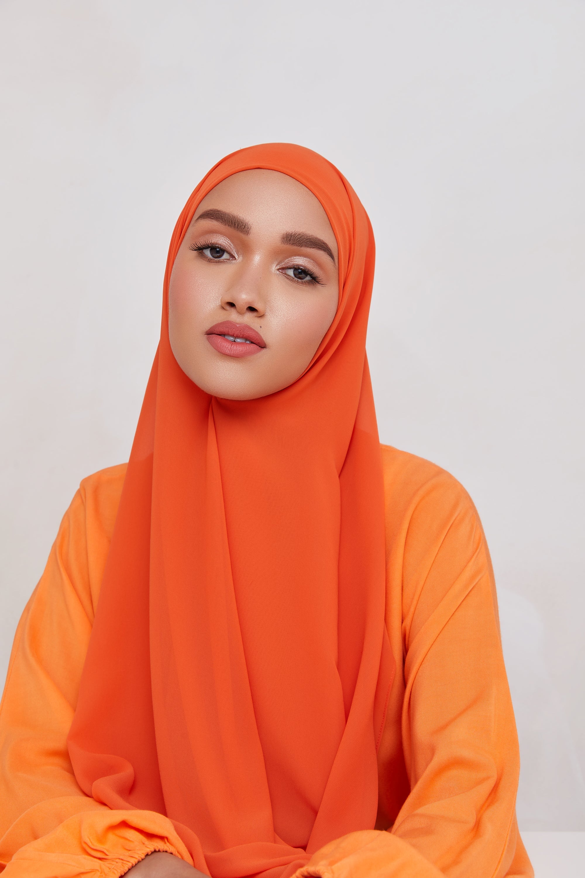 Chiffon LITE Hijab - Papaya Veiled 