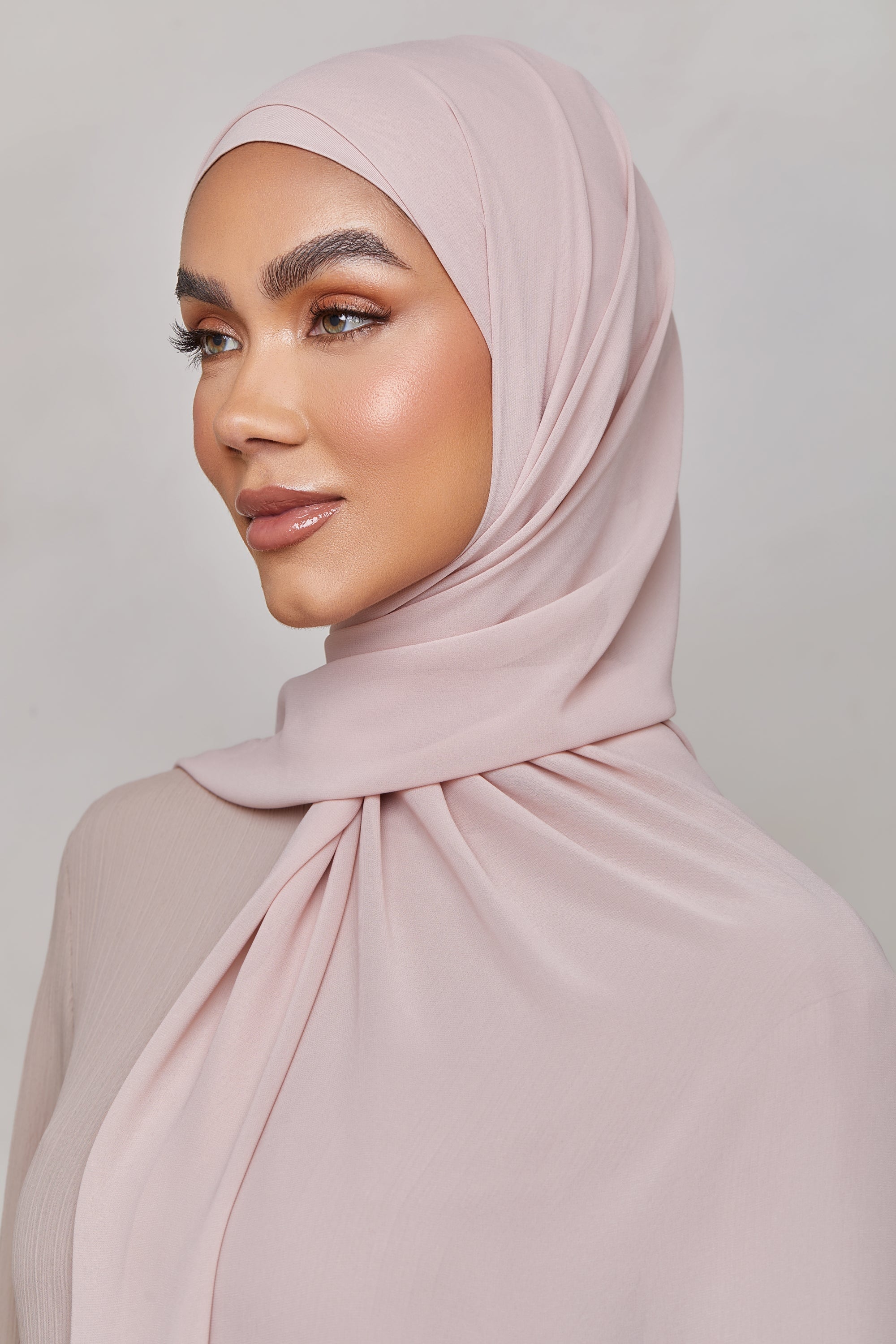 Chiffon LITE Hijab - Sepia Rose Veiled 