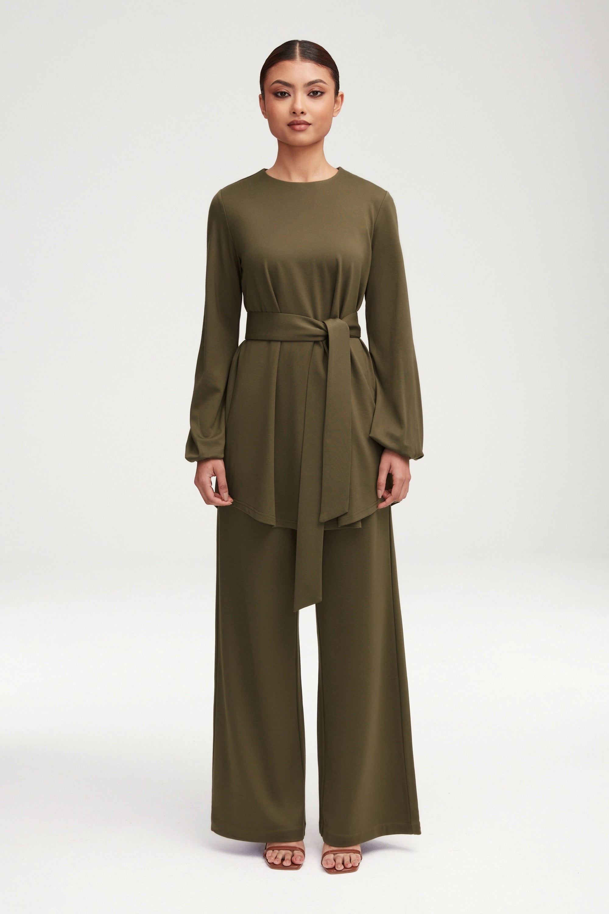 Fatima Everyday Wide Leg Jersey Pants - Olive Clothing Veiled 