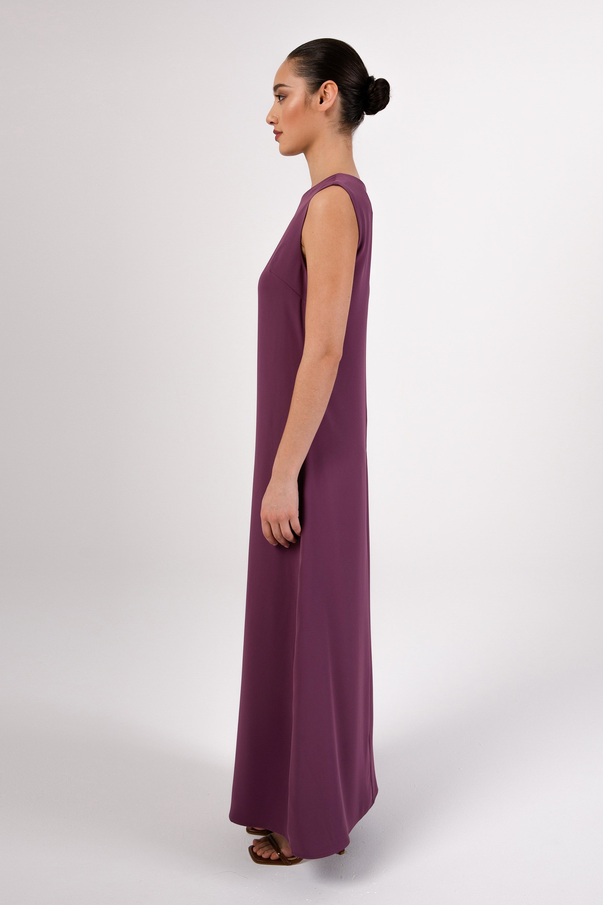 Jamila Sleeveless Maxi Dress - Dark Mauve Veiled 