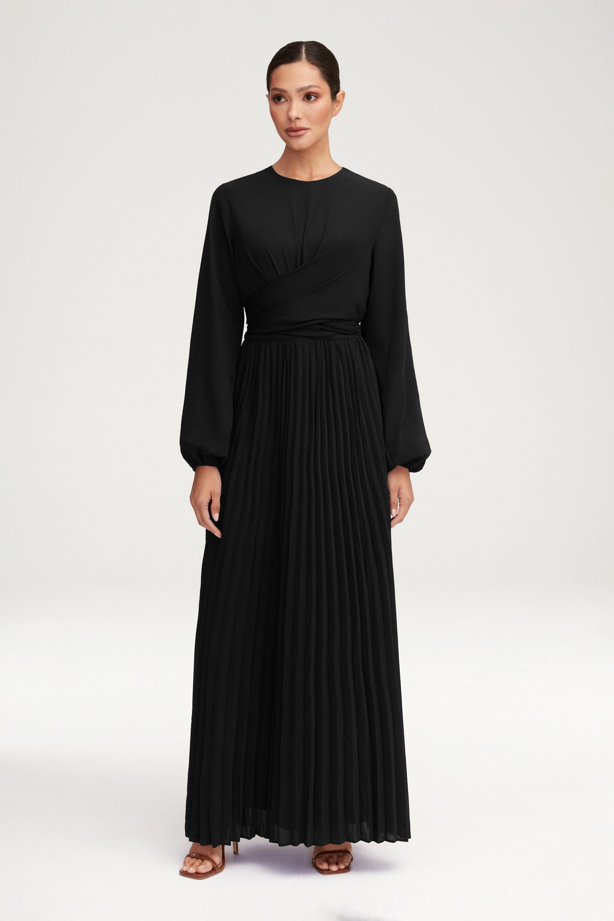 Layana Pleated Wrap Waist Maxi Dress - Black Clothing Veiled 