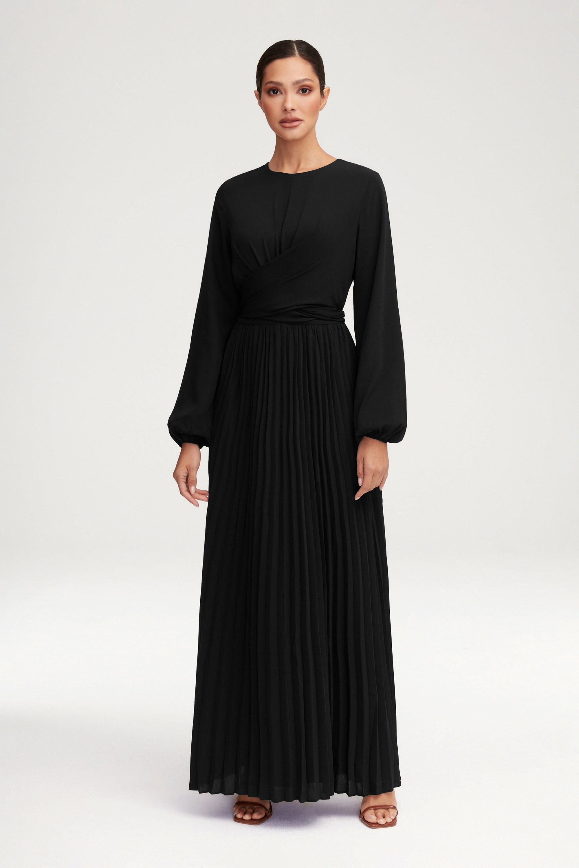 Layana Pleated Wrap Waist Maxi Dress - Black Clothing Veiled 