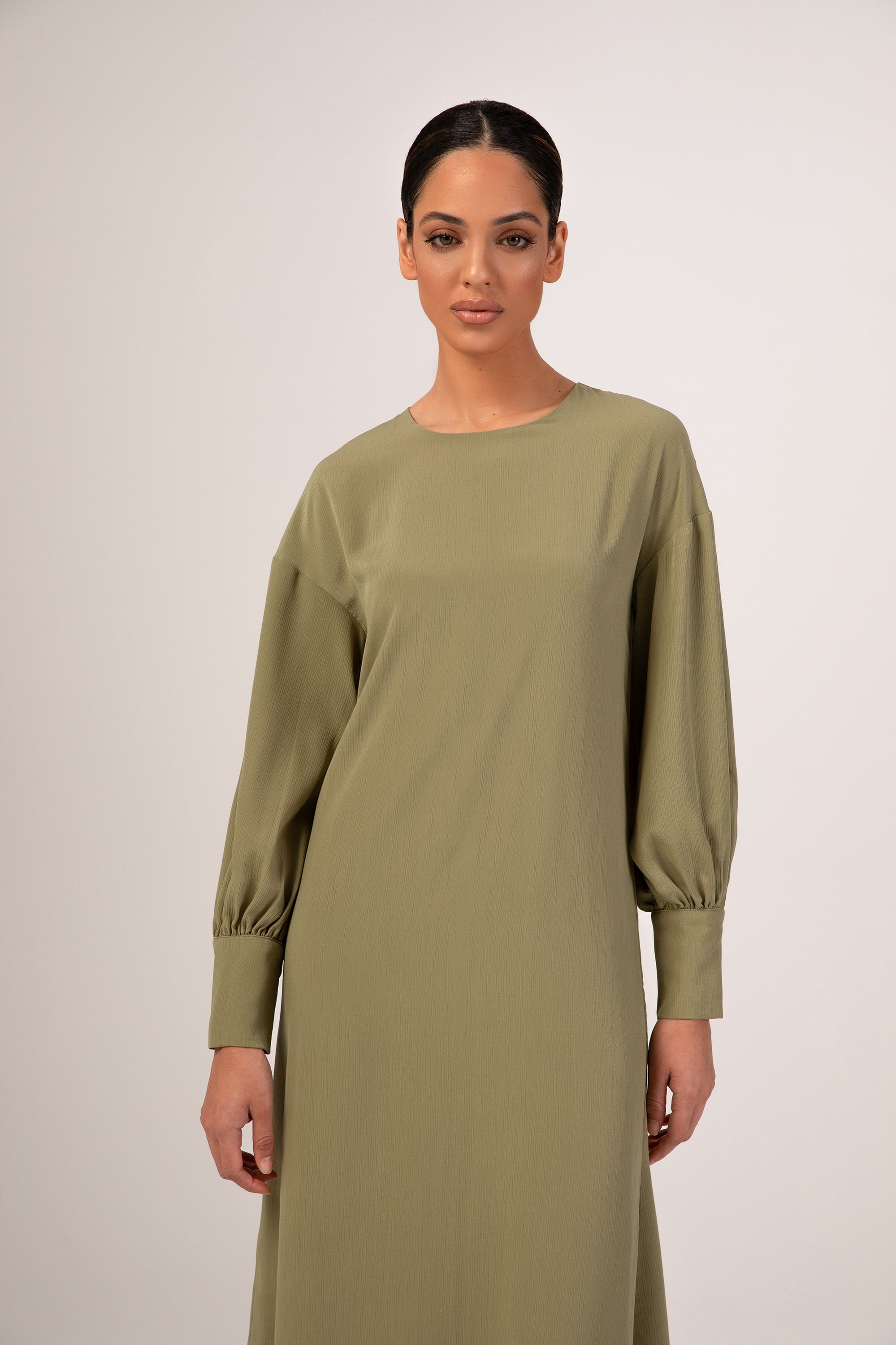 Madina Textured Maxi Dress - Avocado Veiled 