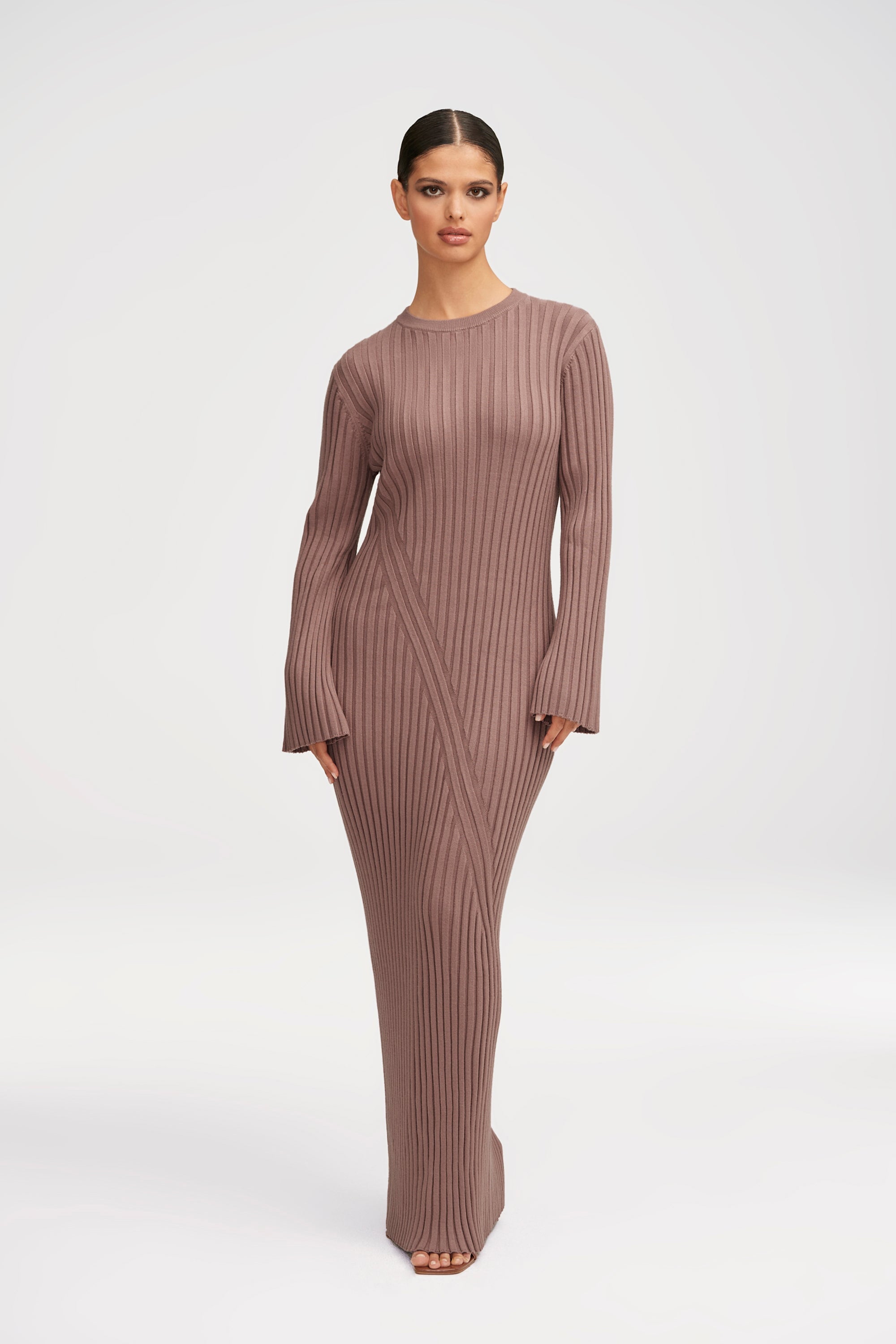 Melanie Ribbed Knit Maxi Dress - Taupe Clothing Veiled 