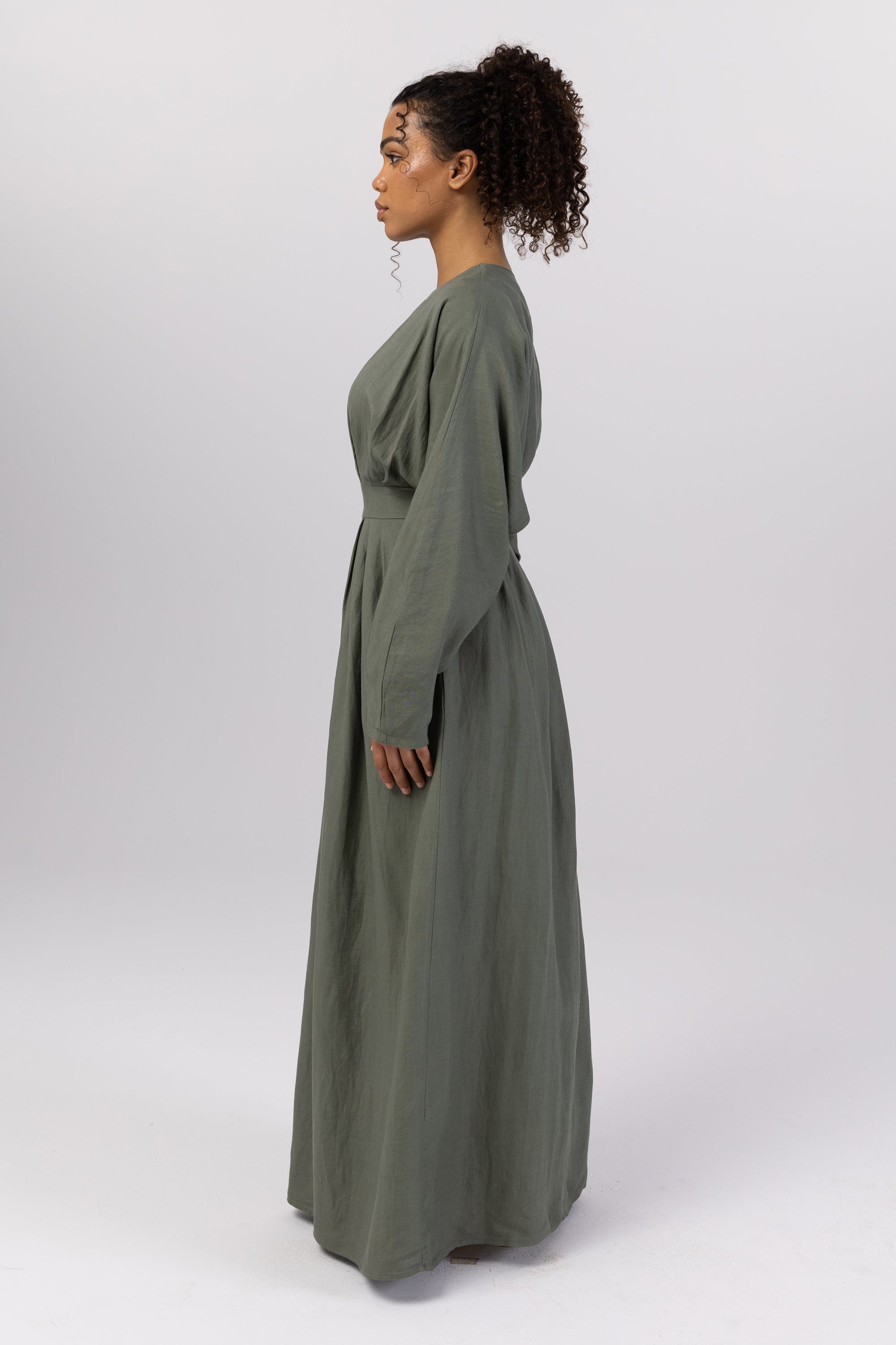 Nasira Linen Pleat Waist Maxi Dress - Sage Veiled 