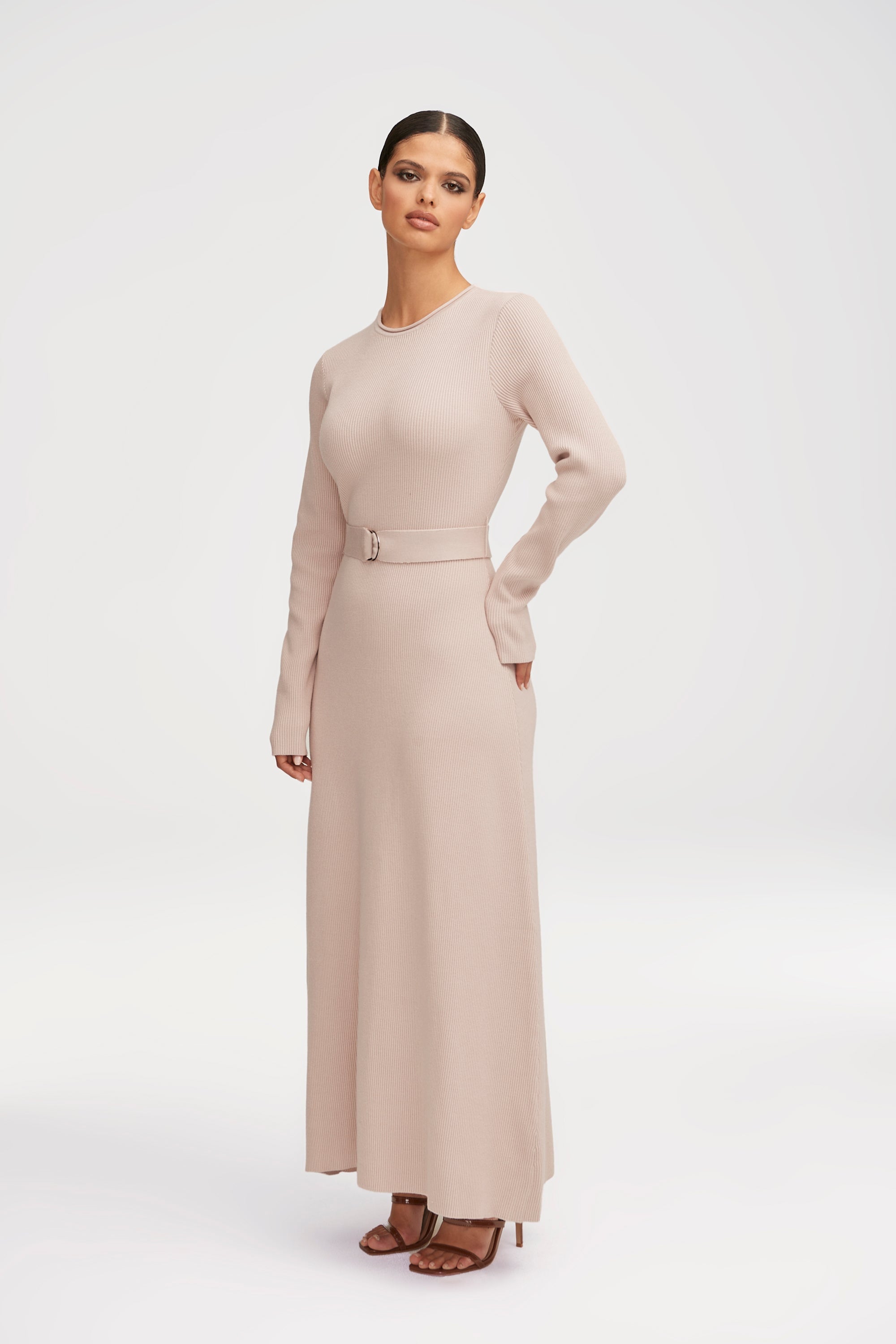 Rima Belted Knit Maxi Dress Clothing Veiled 